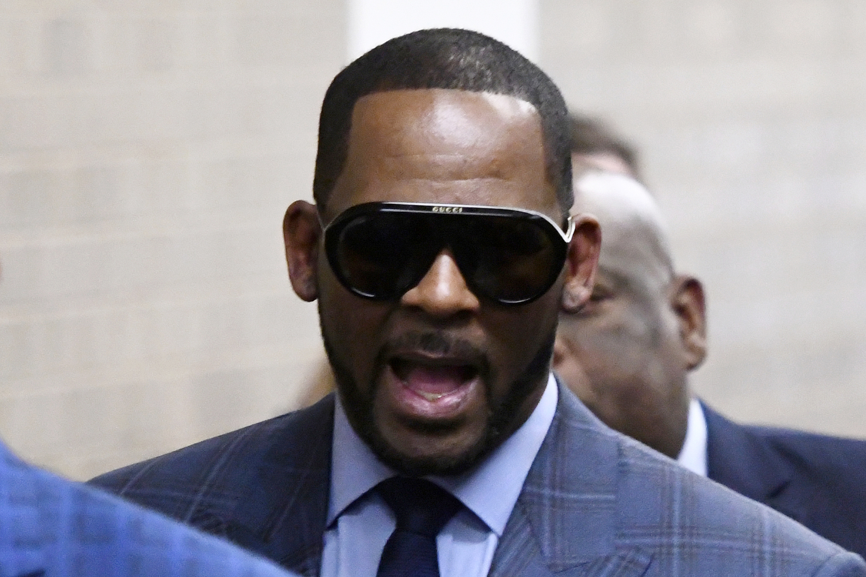 Allred: Tape appears to show R. Kelly sexually abusing girls
