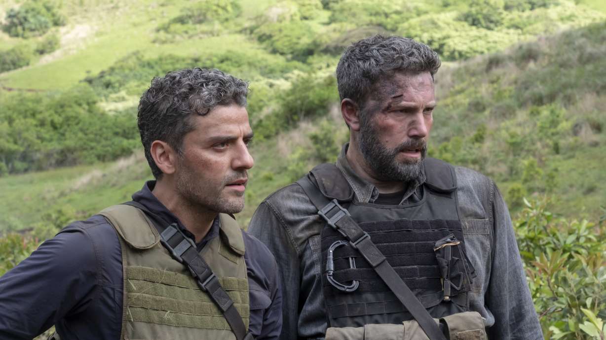 Oscar Isaac shows off his Spanish in 'Triple Frontier'