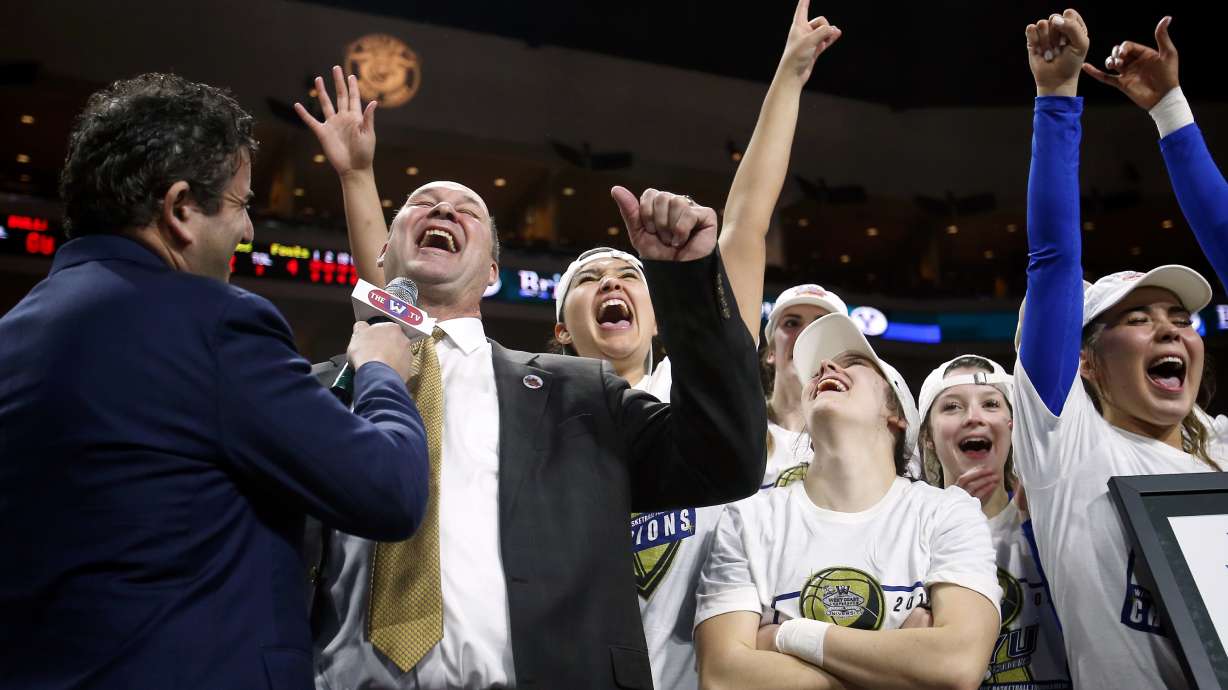 BYU's Jeff Judkins wins 400th career women's basketball game