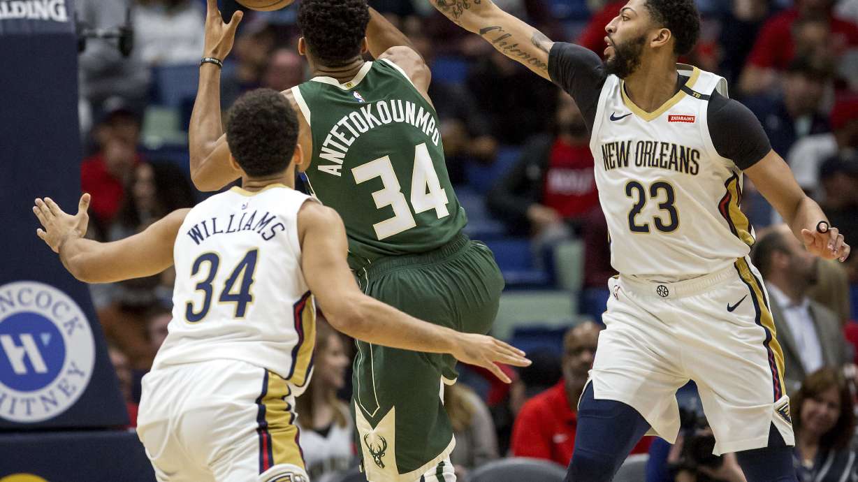 Bucks used big third quarter to pull away and beat Pelicans