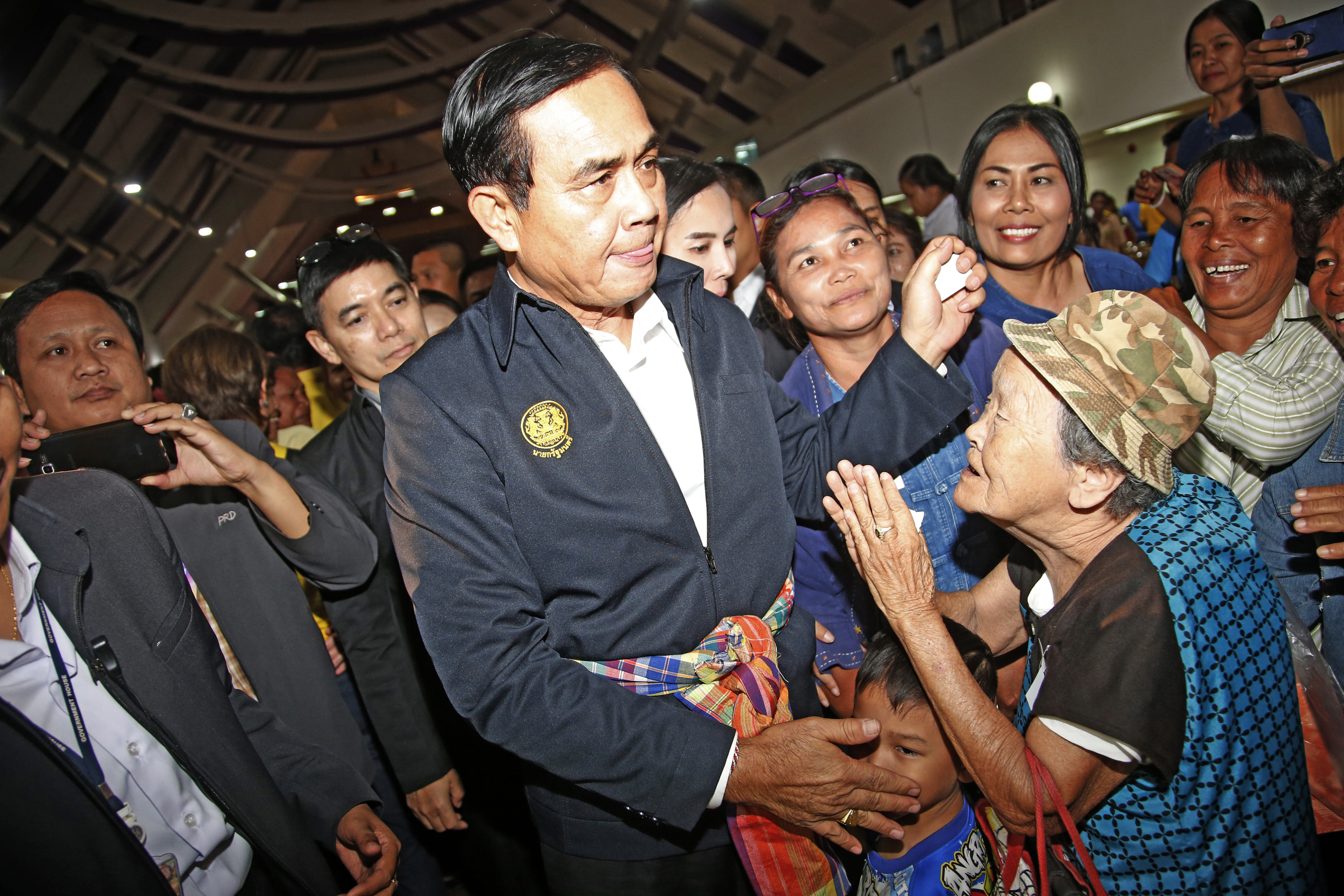 Thailand PM croons, brags about successes on official trip