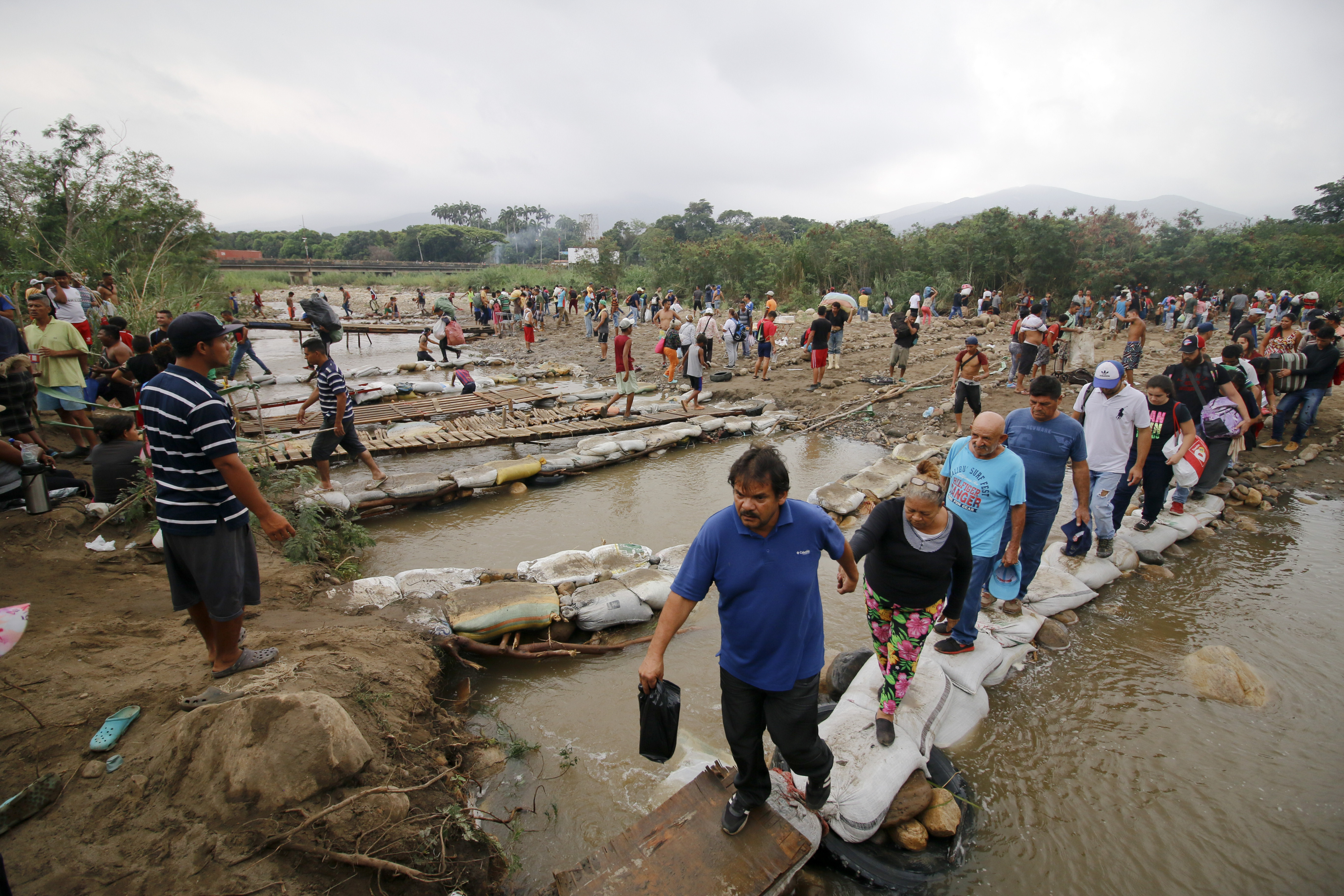 Venezuelan city devastated by looting during power outages