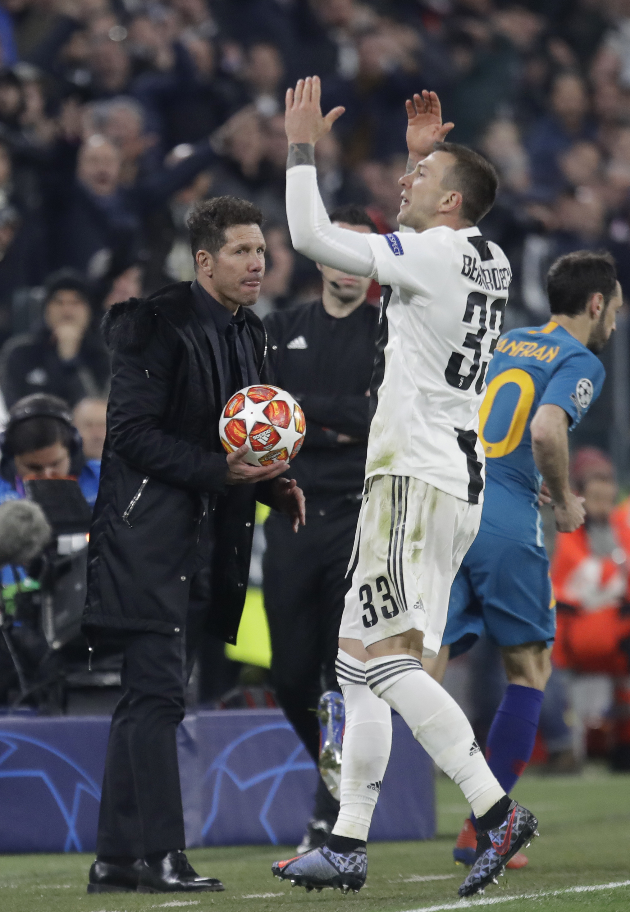 Doubts about Simeone surface after defensive tactics fail