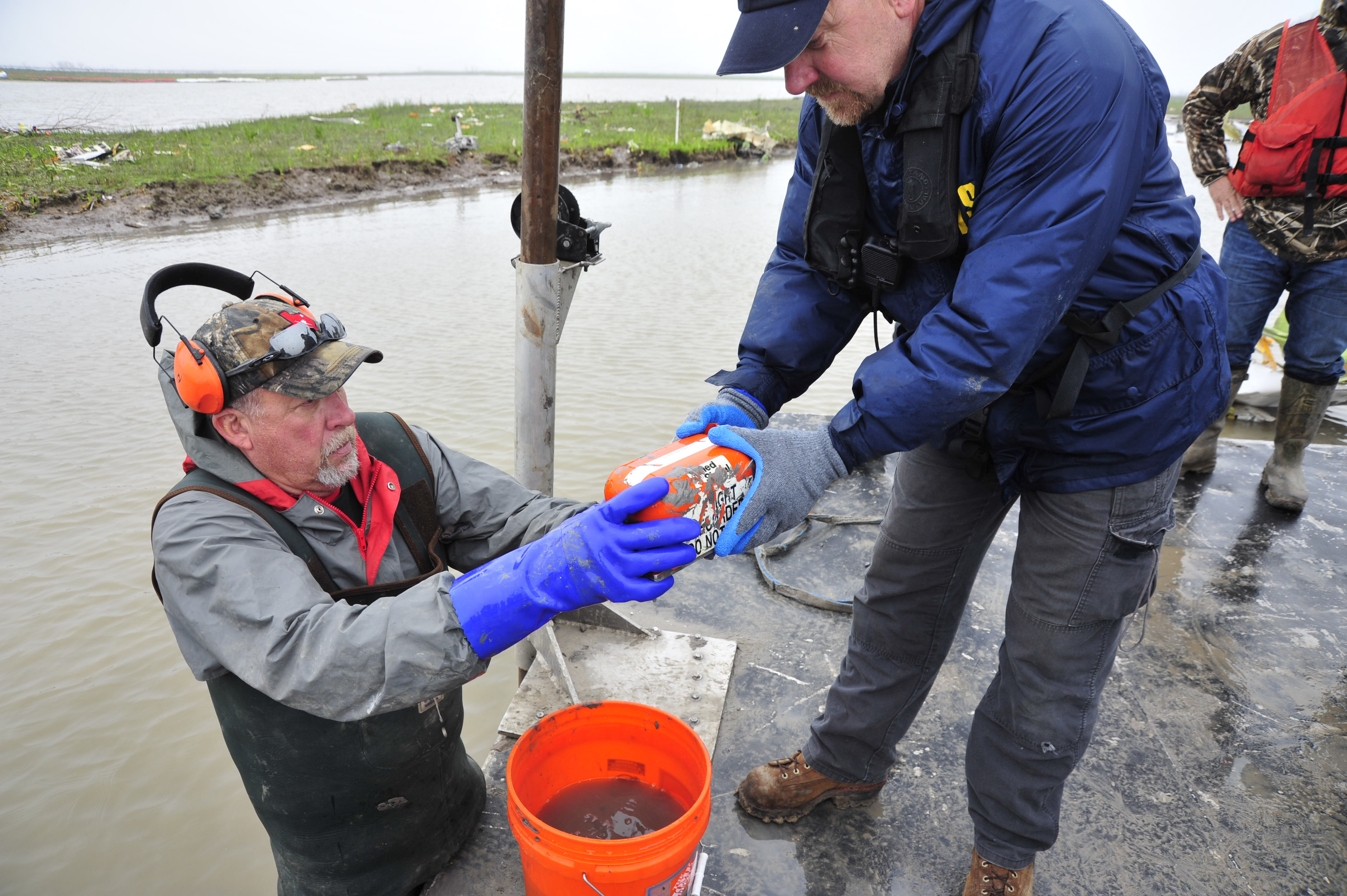 Experts doubt turbulence caused crash of cargo jet in Texas