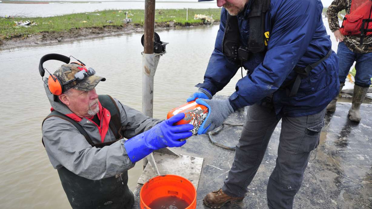 Experts doubt turbulence caused crash of cargo jet in Texas