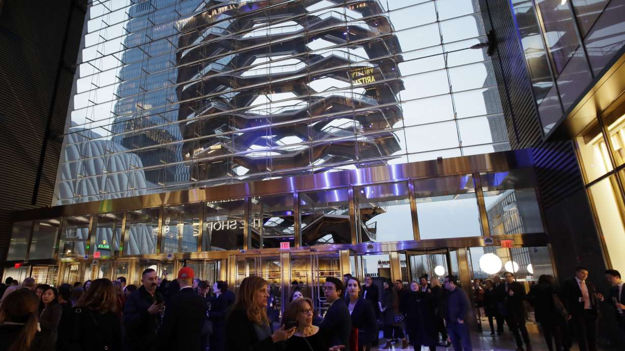 New York's $25 billion Hudson Yards development opens