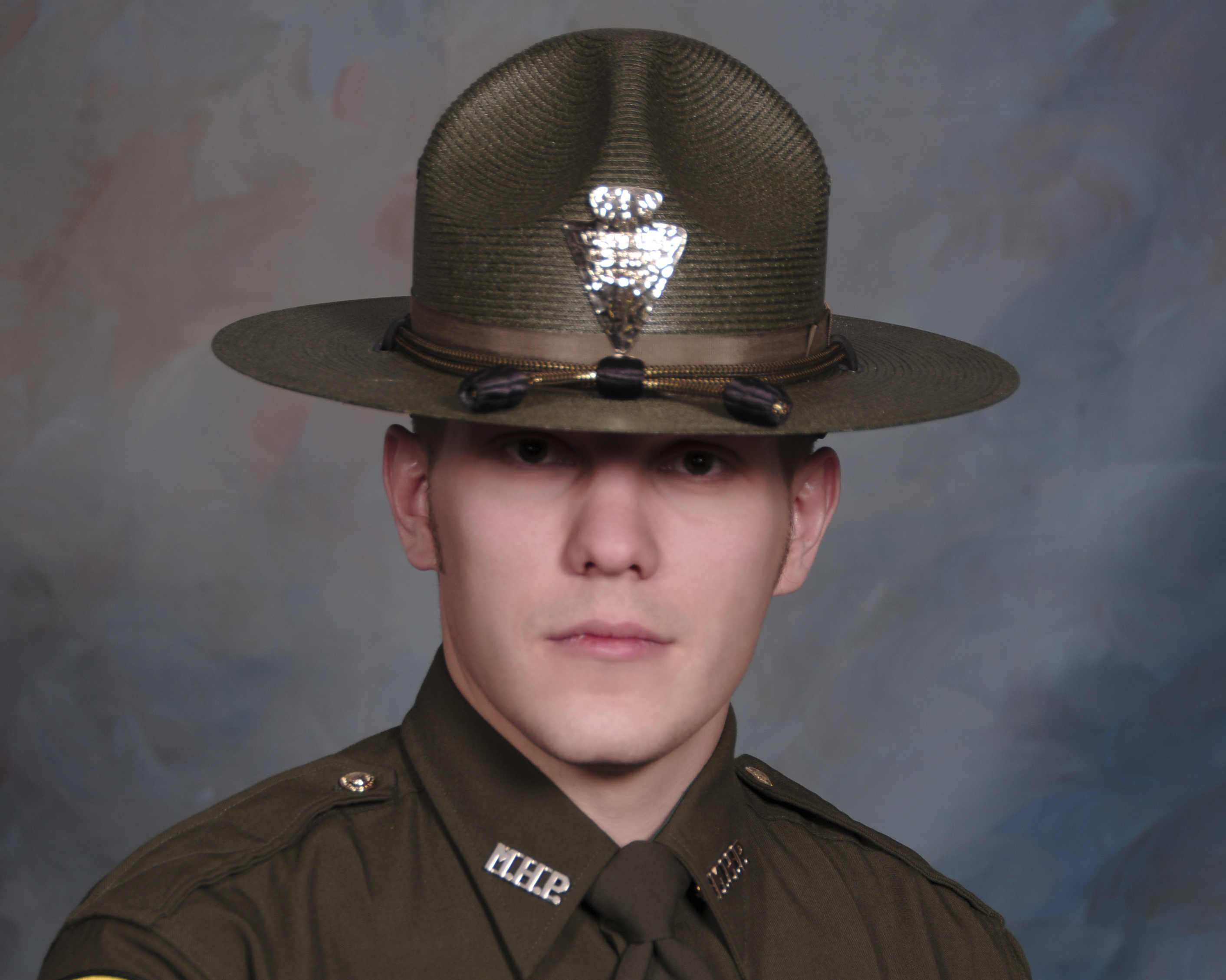 Montana trooper regains consciousness after shooting