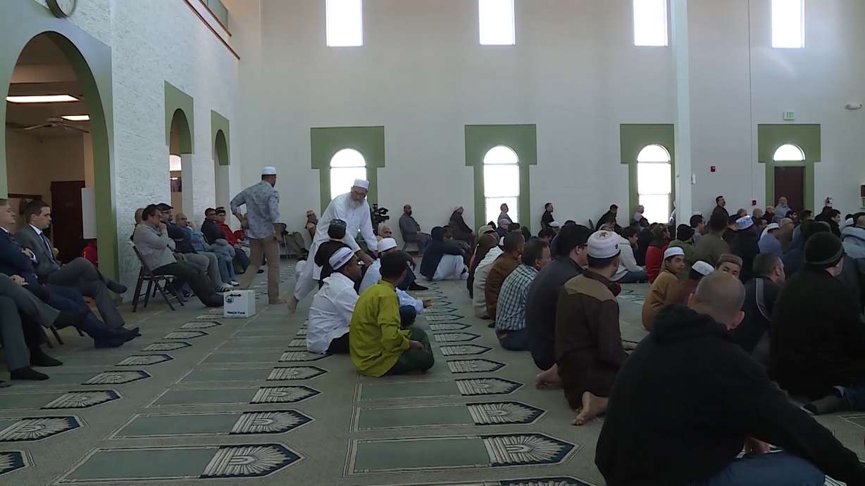 Everybody has a right to be here, and we stand together in solidarity. That was the message today as Muslim leaders in Utah condemned hatred and welcomed all Utahns to join them in prayer for the victims of the mosque shootings in New Zealand. (Photo: Meghan Thackrey, KSL TV)