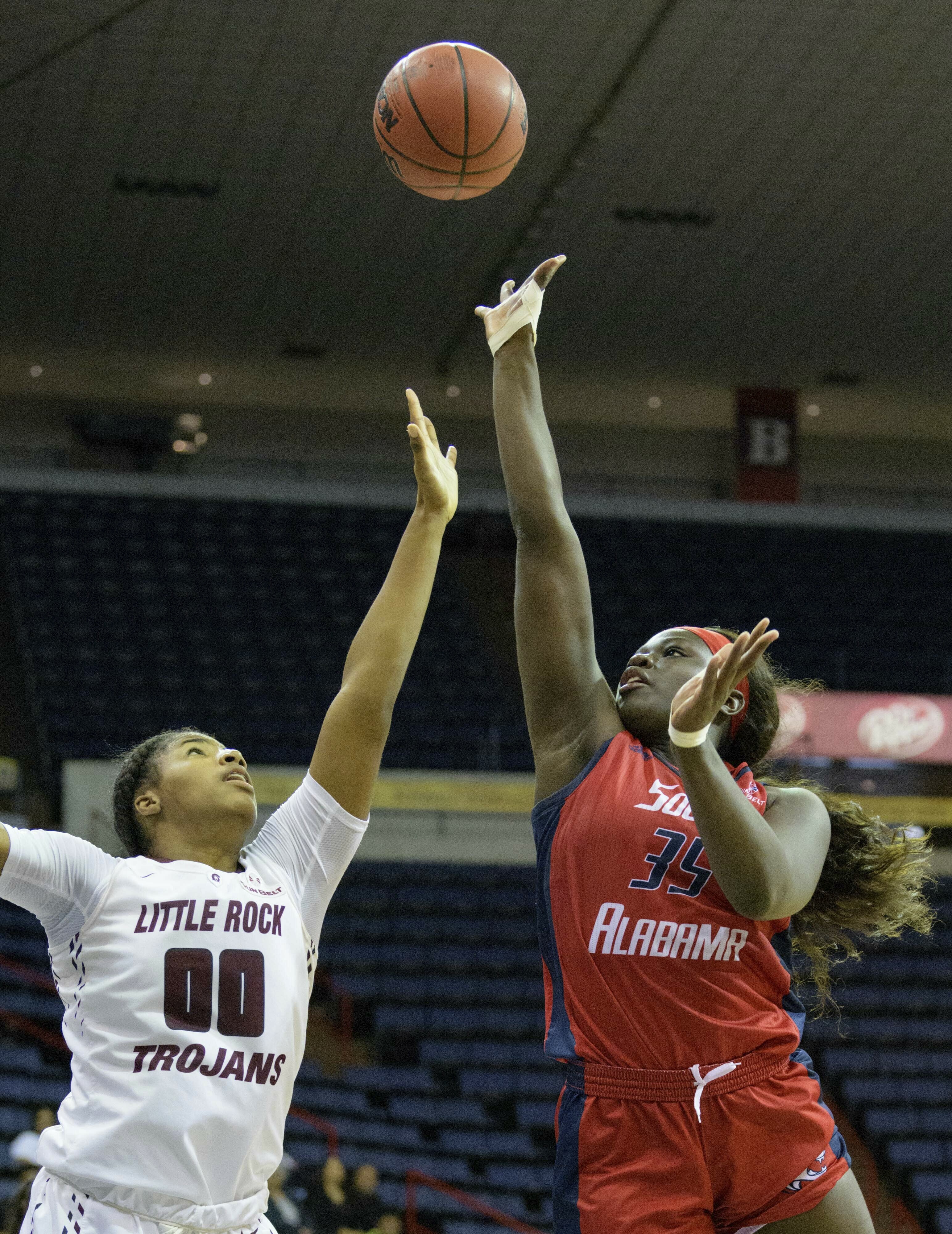 Collier lifts Little Rock women to NCAAs
