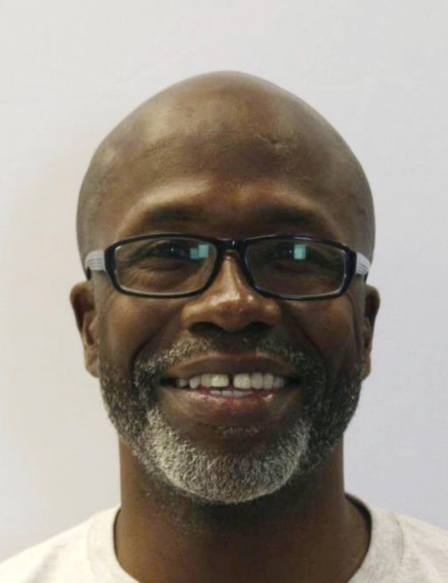 2 tied to charity-gone-wrong story arrive in Baltimore