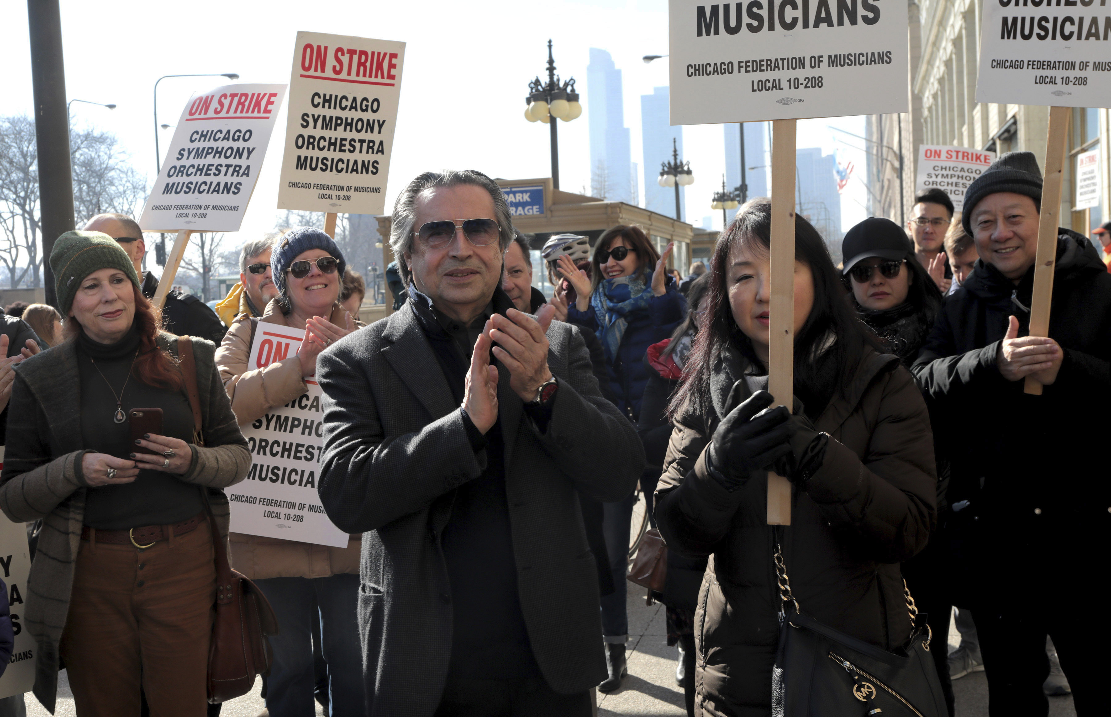 Chicago Symphony musicians' strike over wages, pension