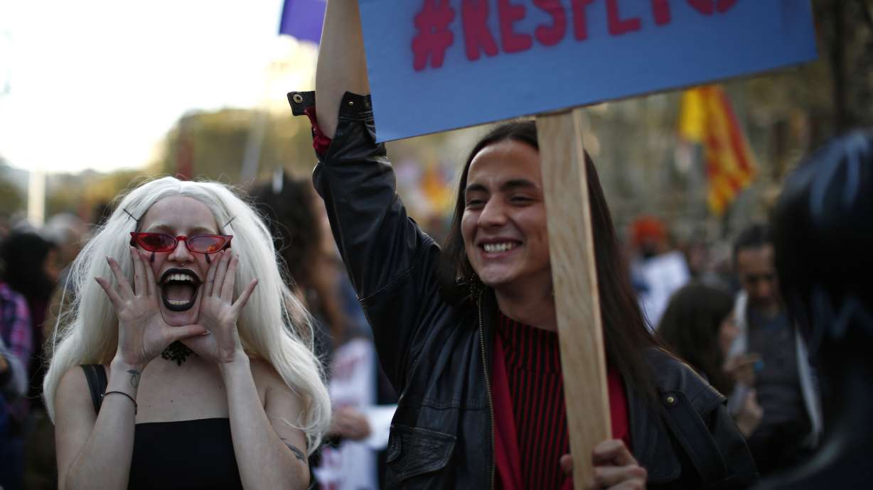 Rally in Barcelona against new Spanish far-right party