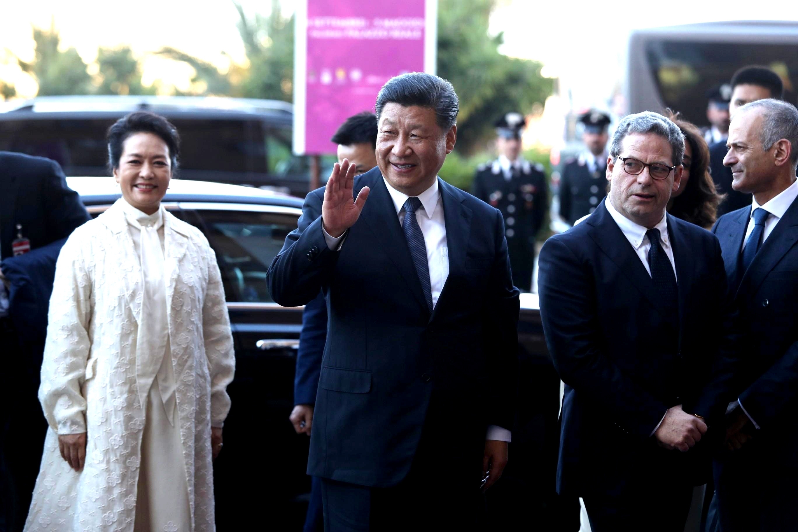 Chinese leader visits Monaco amid European 5G tech worries