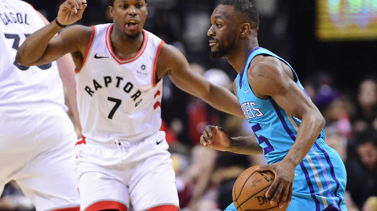 Lamb hits winning 3, Hornets down Raptors 115-114