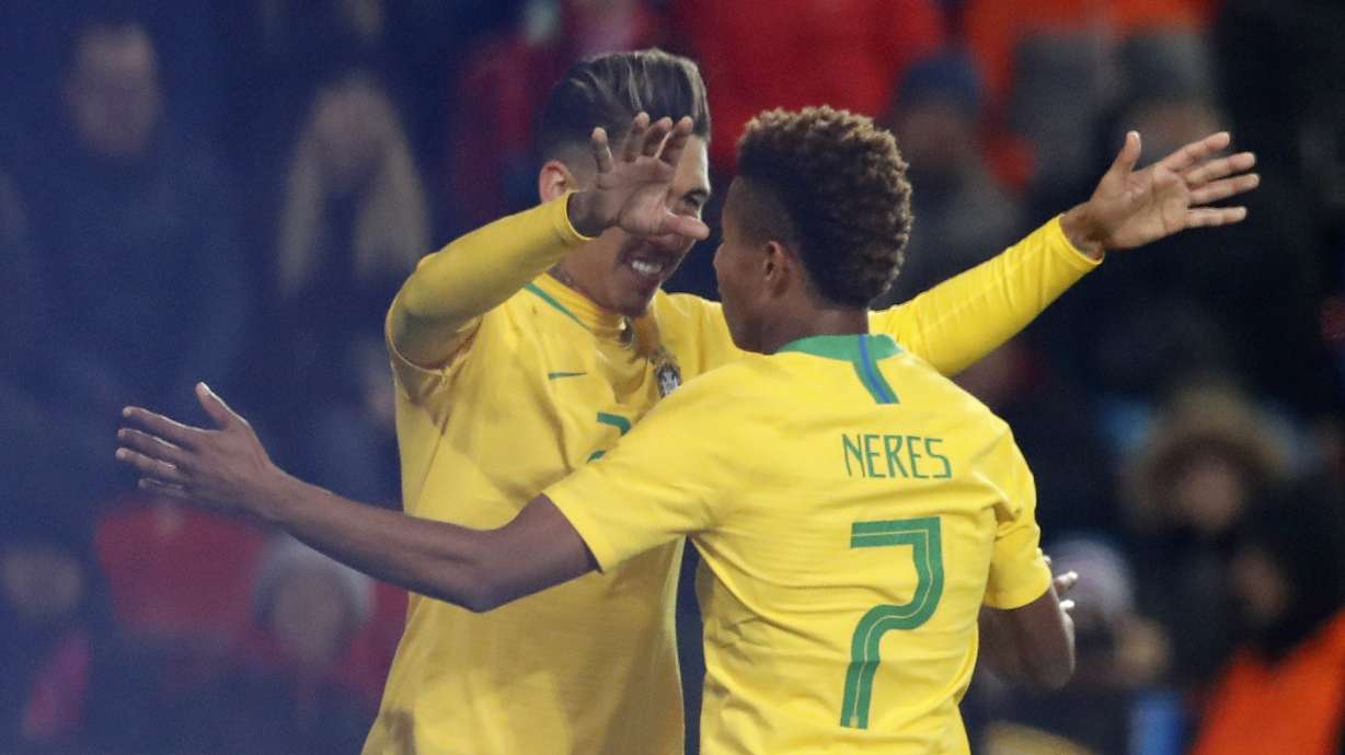 Gabriel Jesus helps Brazil rally past Czech Republic 3-1