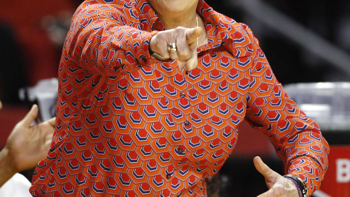 Tennessee fires Holly Warlick after first-round NCAA exit
