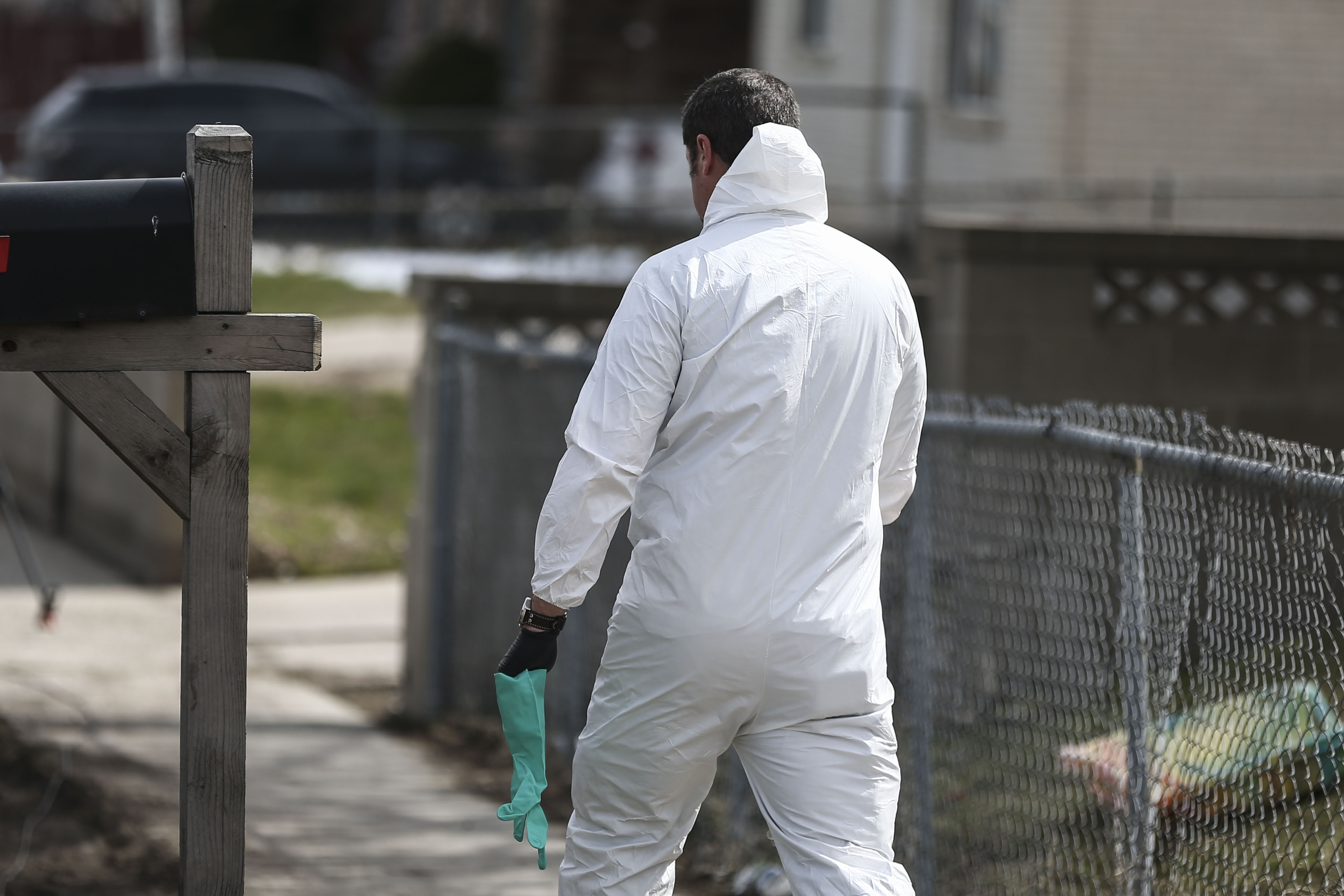 Police trying to trace gun used in accidental shooting