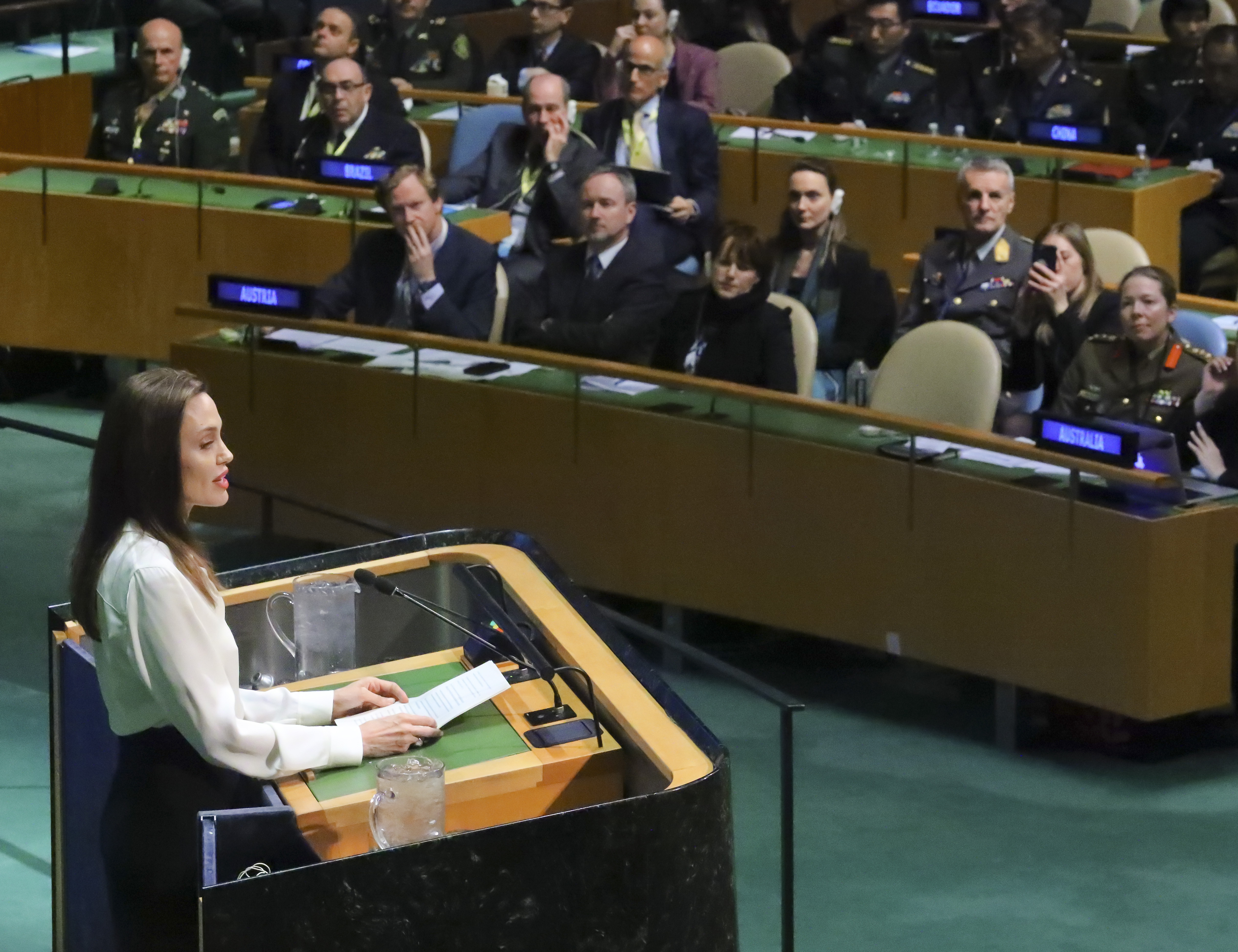 Angelina Jolie: Equality for women key to peaceful world