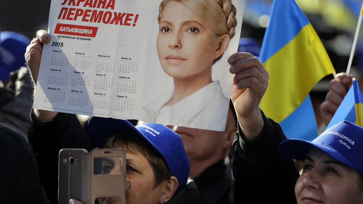 Comedian leads presidential polling in Ukraine