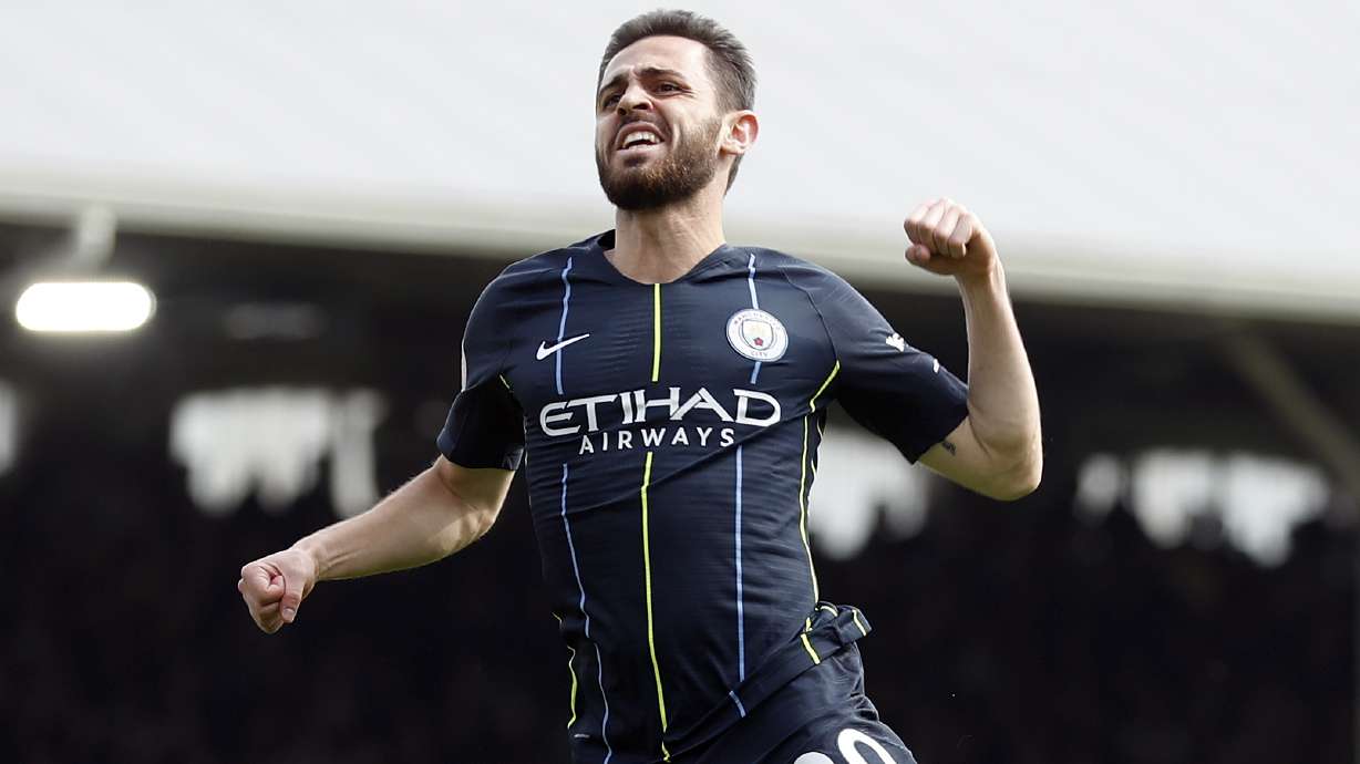 Man City top of English Premier League after beating Fulham