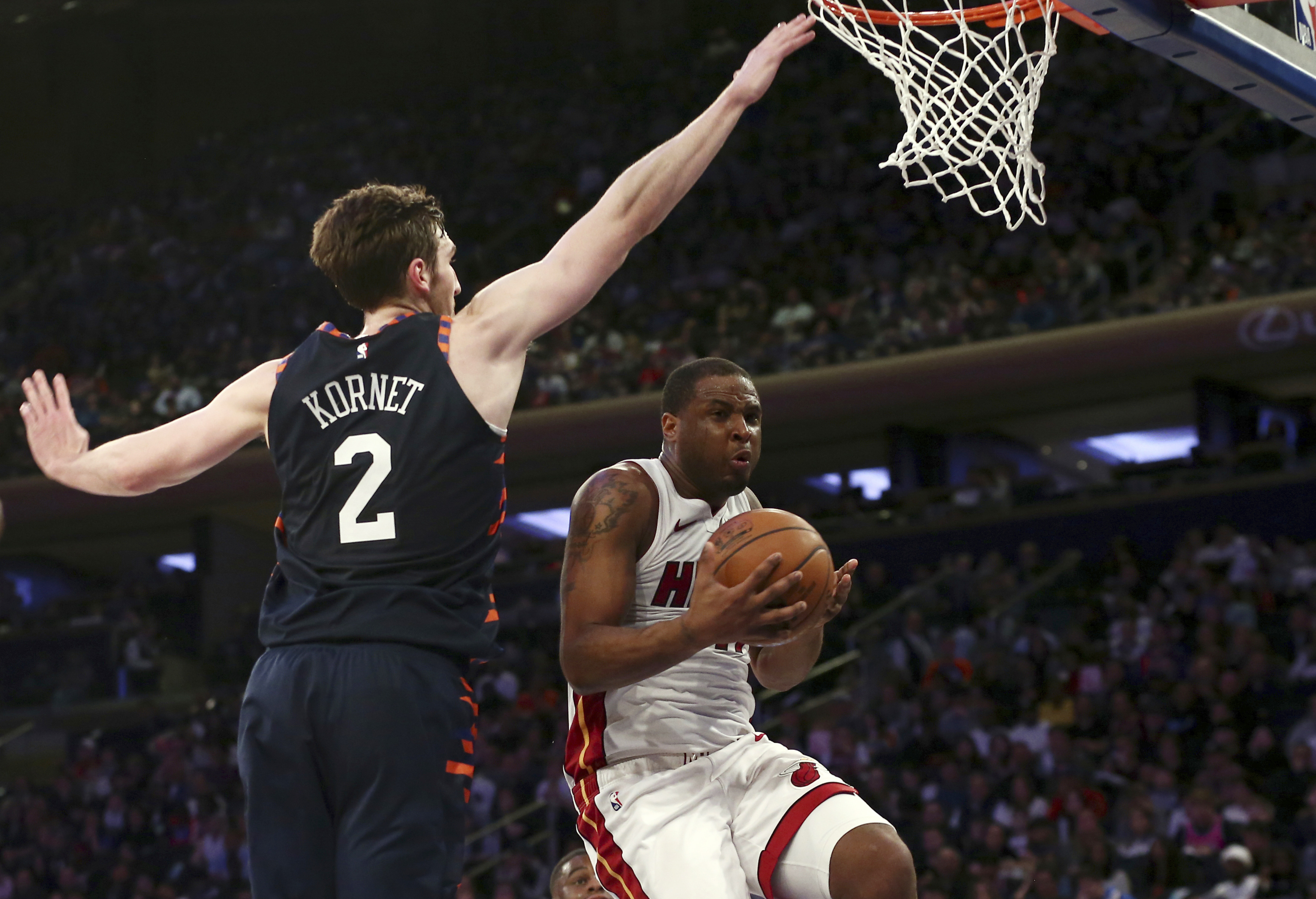 Heat beat Knicks in Wade's final Madison Square Garden game