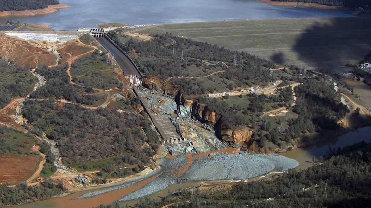 Repaired spillway at nation's tallest dam to be deployed
