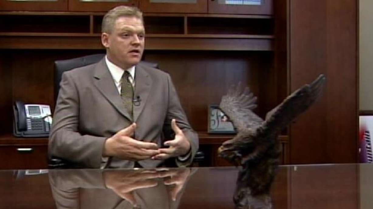 Former Mayor Wants Charges Dropped