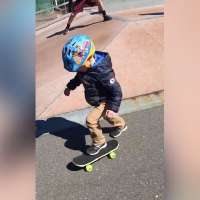 Viral video shows teens teaching 5-year-old birthday boy with autism to skateboard