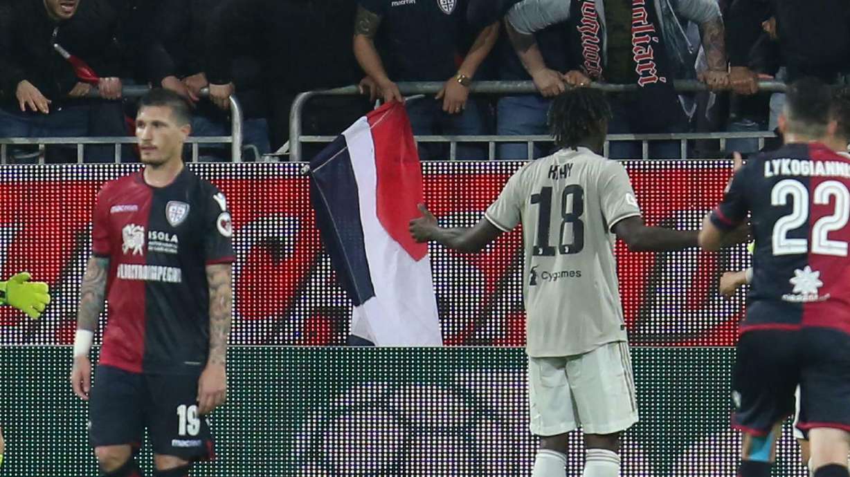 European soccer players back Italian following racial abuse
