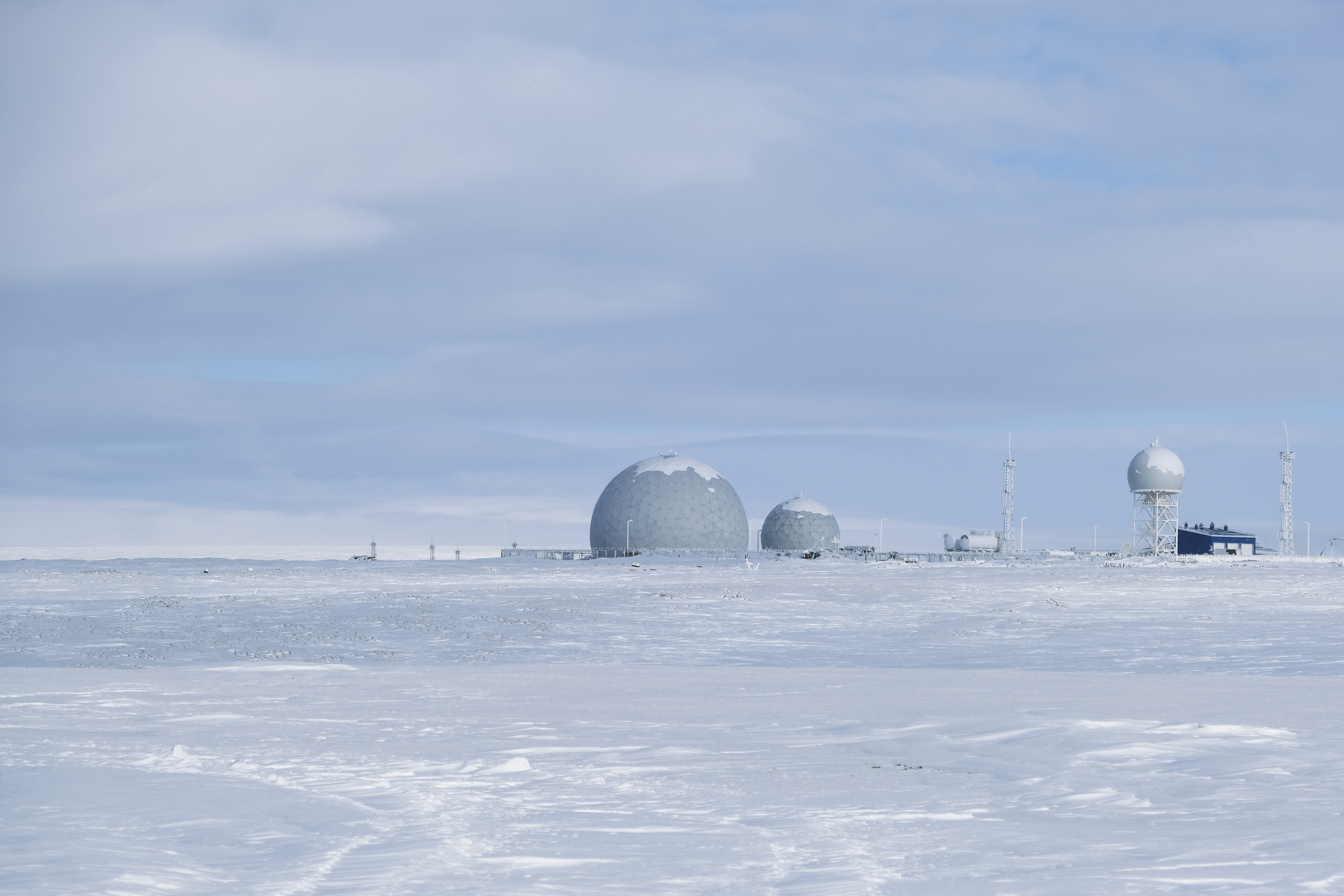 Russia revamps Arctic military base to stake claim on region