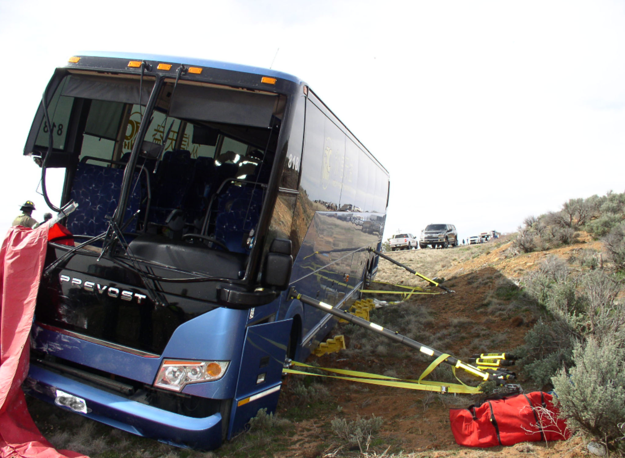 Bus rolls into retirement with ring - Deseret News