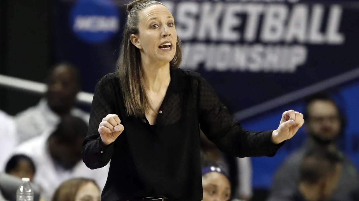Analysis: Cal coach Lindsay Gottlieb breaks down Final Four