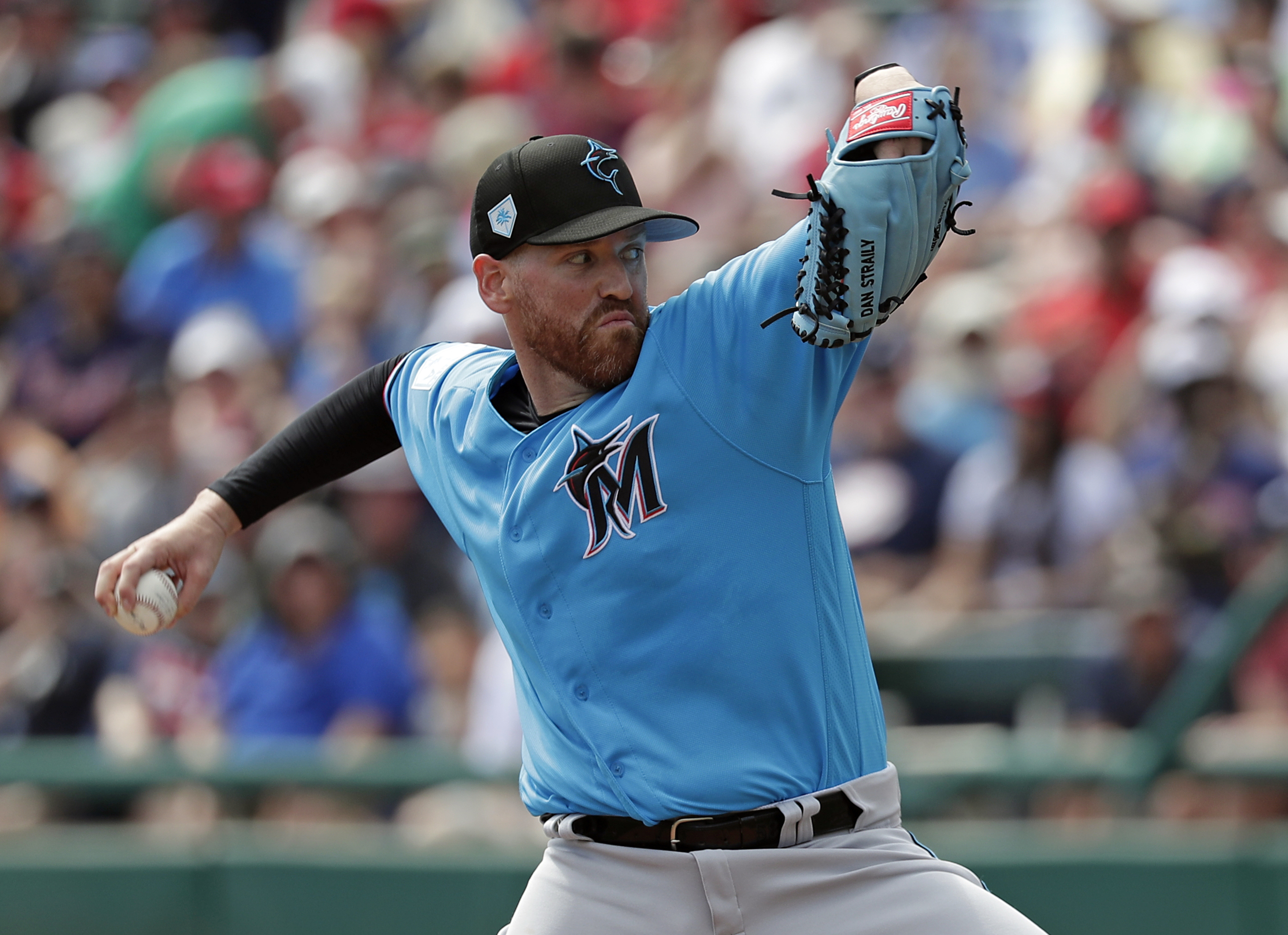 Pitcher Dan Straily agrees to $575,000 deal with Orioles