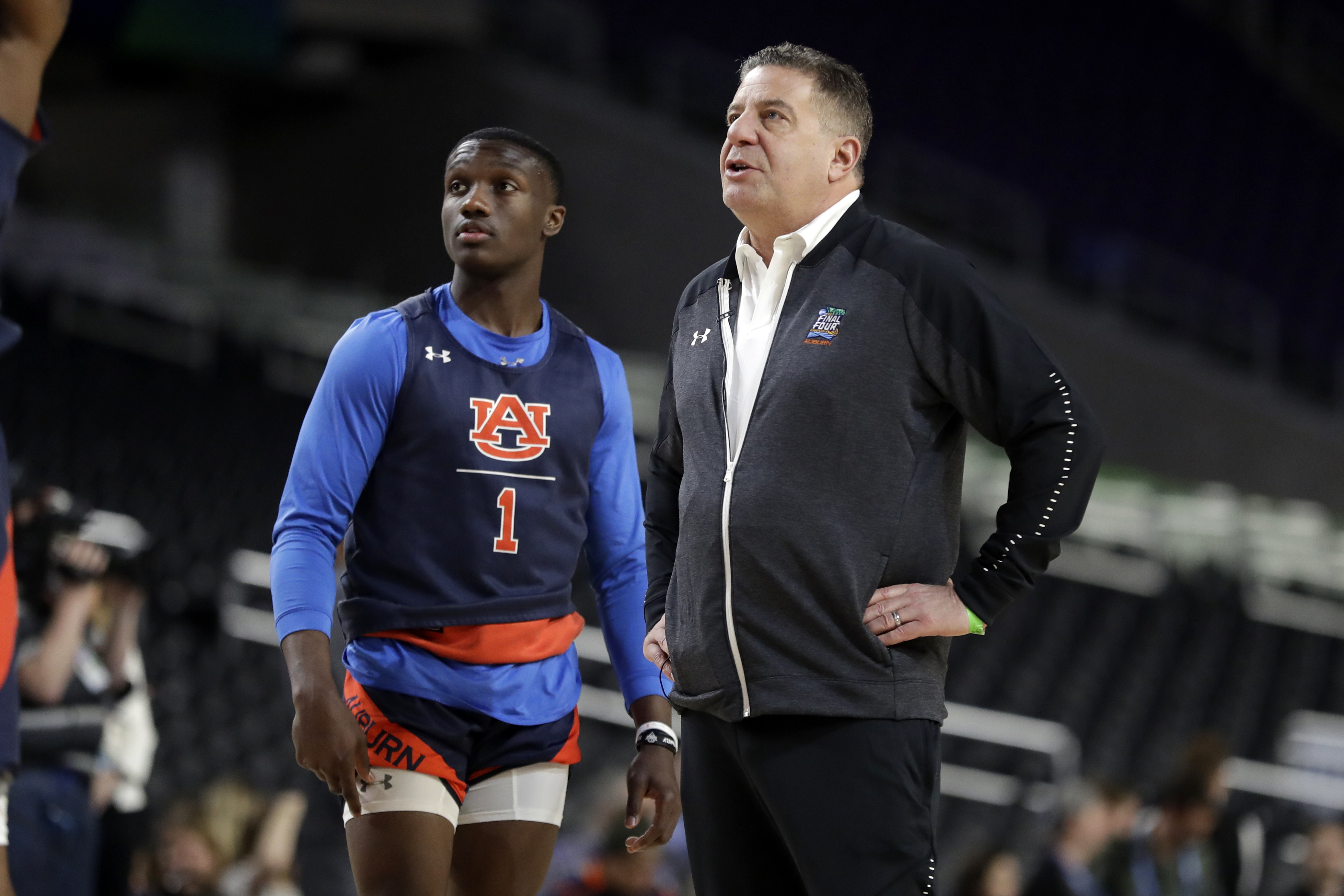 Auburn's Bruce Pearl has sheen of sweat, slime and success