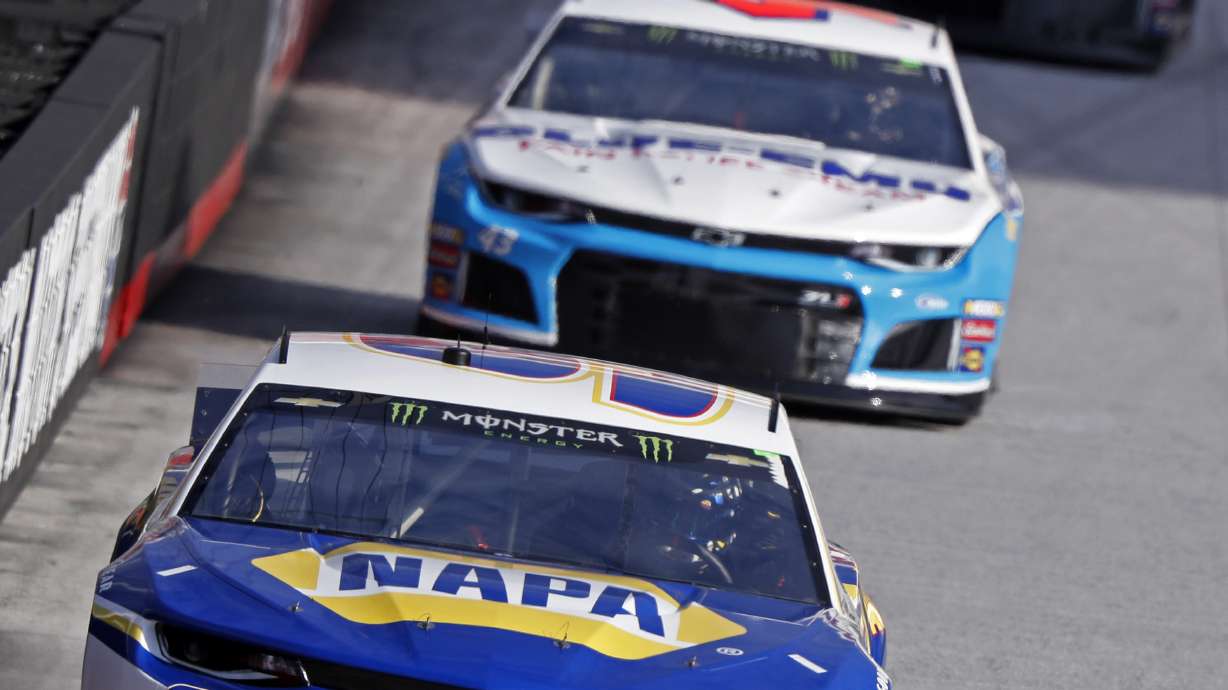 Kyle Busch beats brother to grab 8th Bristol win