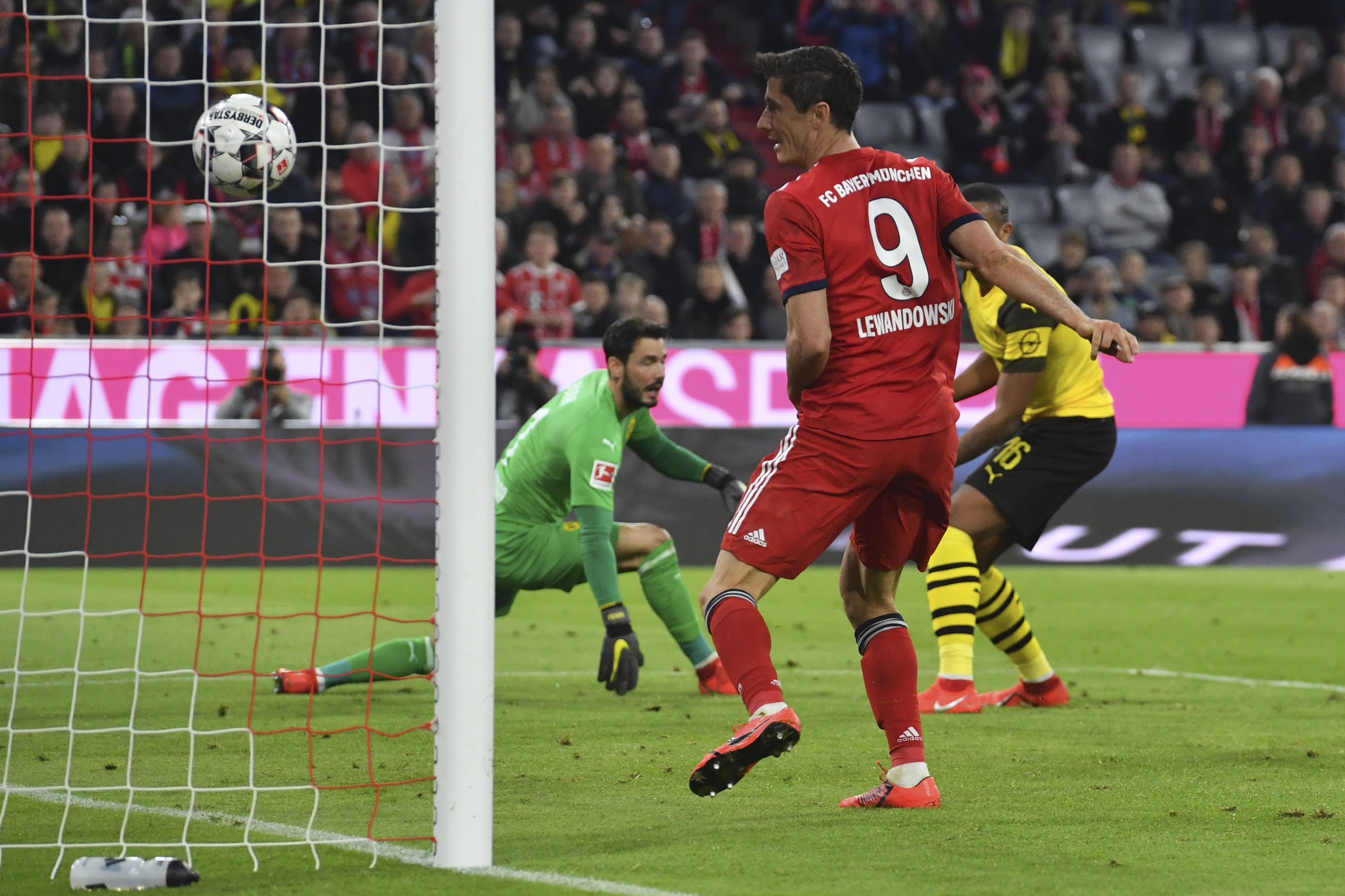 Bremen v Bayern, Hamburg v Leipzig in German Cup semifinals