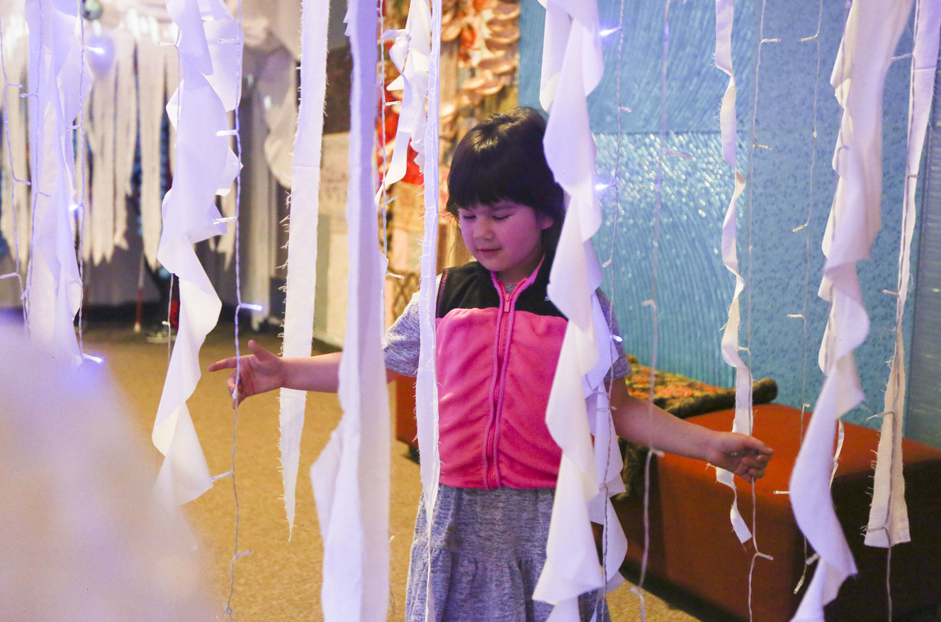 Ruth Johnson, 6, walks through the at the art exhibit "dreamscapes" at The Gateway in Salt Lake City on Monday, April 8, 2019. (Photo: Silas Walker, KSL)