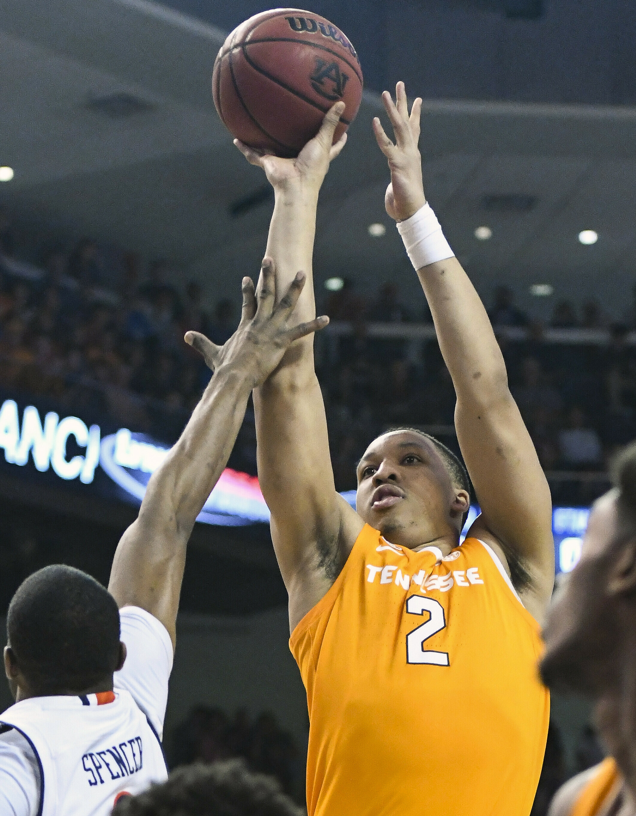 Tennessee's Grant Williams enters draft to 'test the waters'
