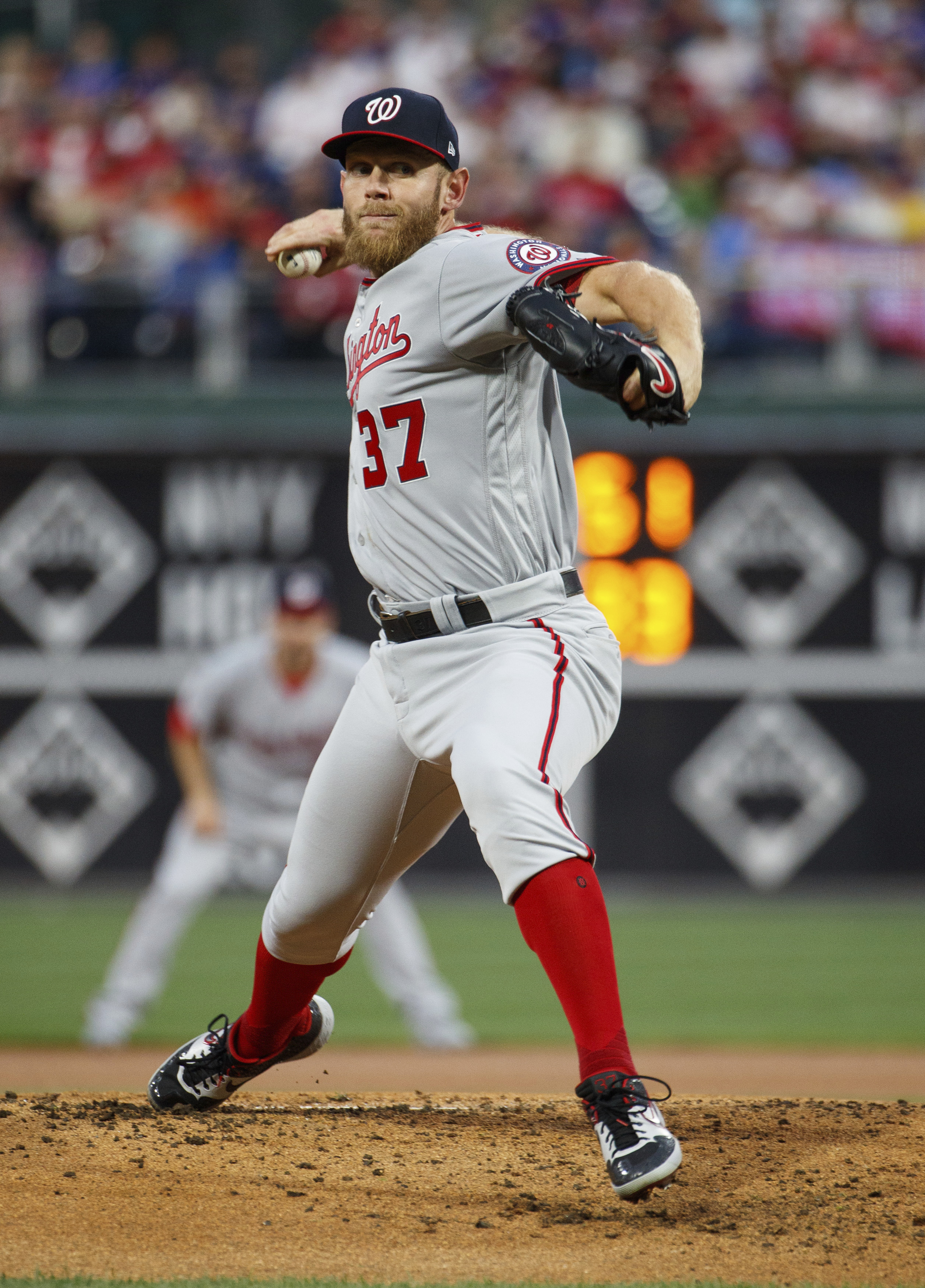 Soto's 3-run shot in 10th lifts Nationals over Phillies 10-6