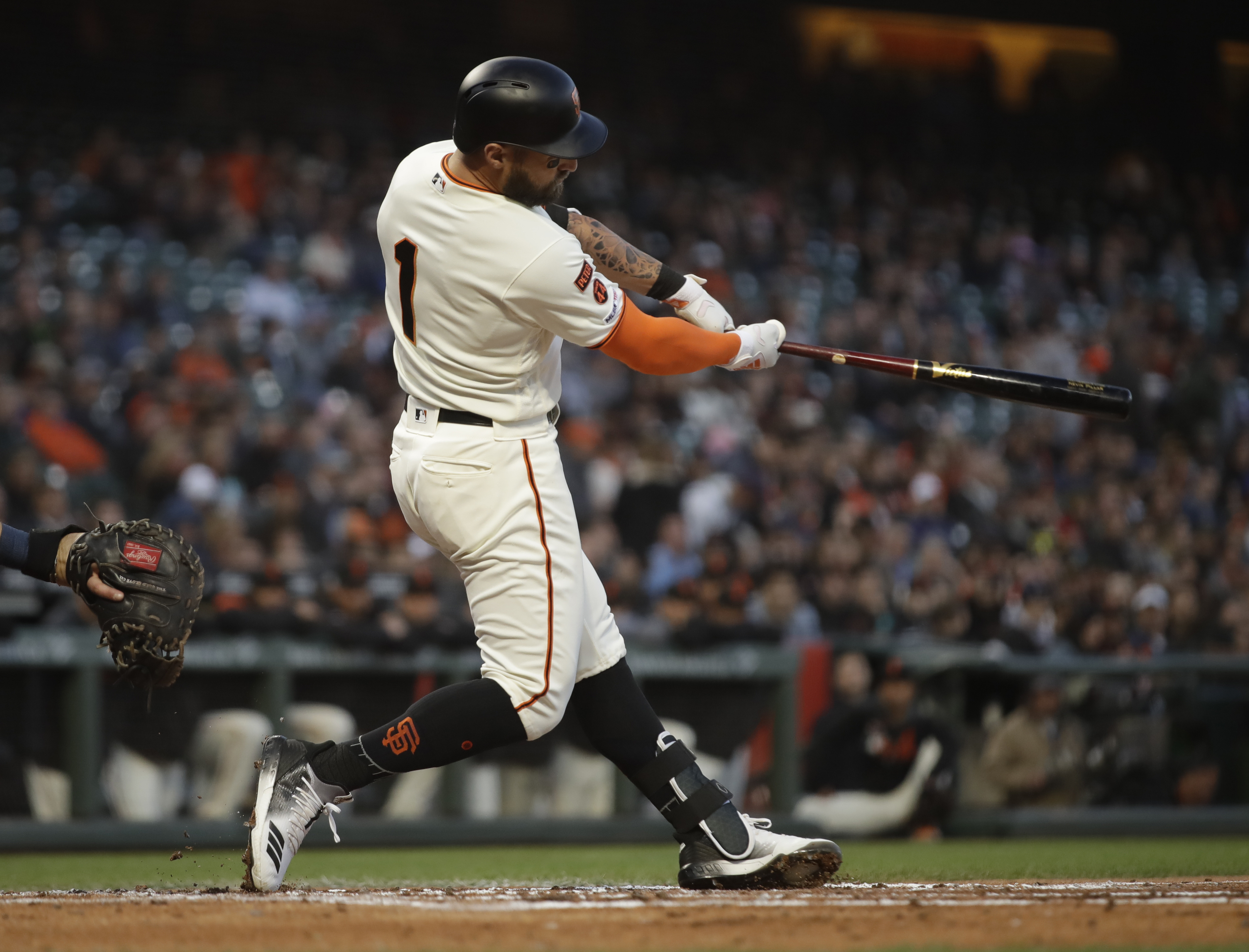 Pillar drives in 4 runs again, Giants beat Padres 7-2
