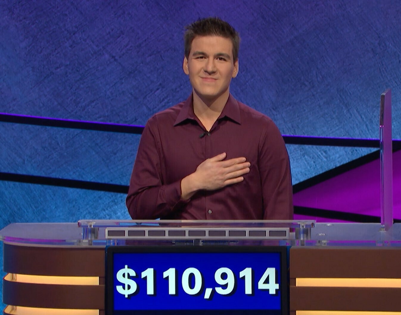 Man wins over $110K, breaks single-day record on 'Jeopardy!'