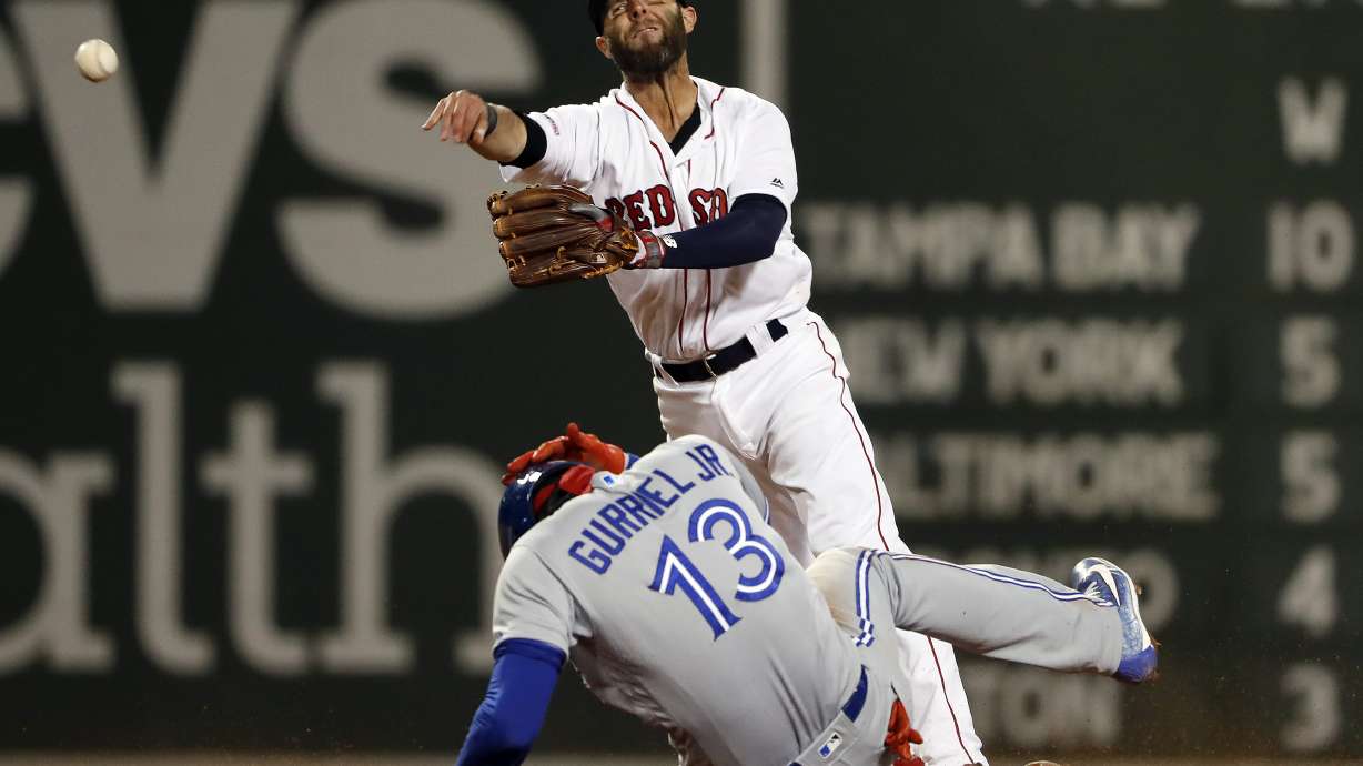 Devers' walk-off hit in 9th lifts Red Sox over Blue Jays 7-6