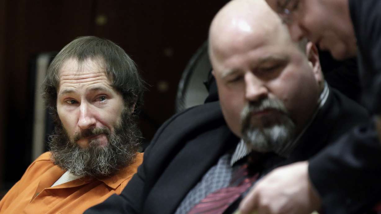 The Latest: Homeless veteran gets probation in GoFundMe scam