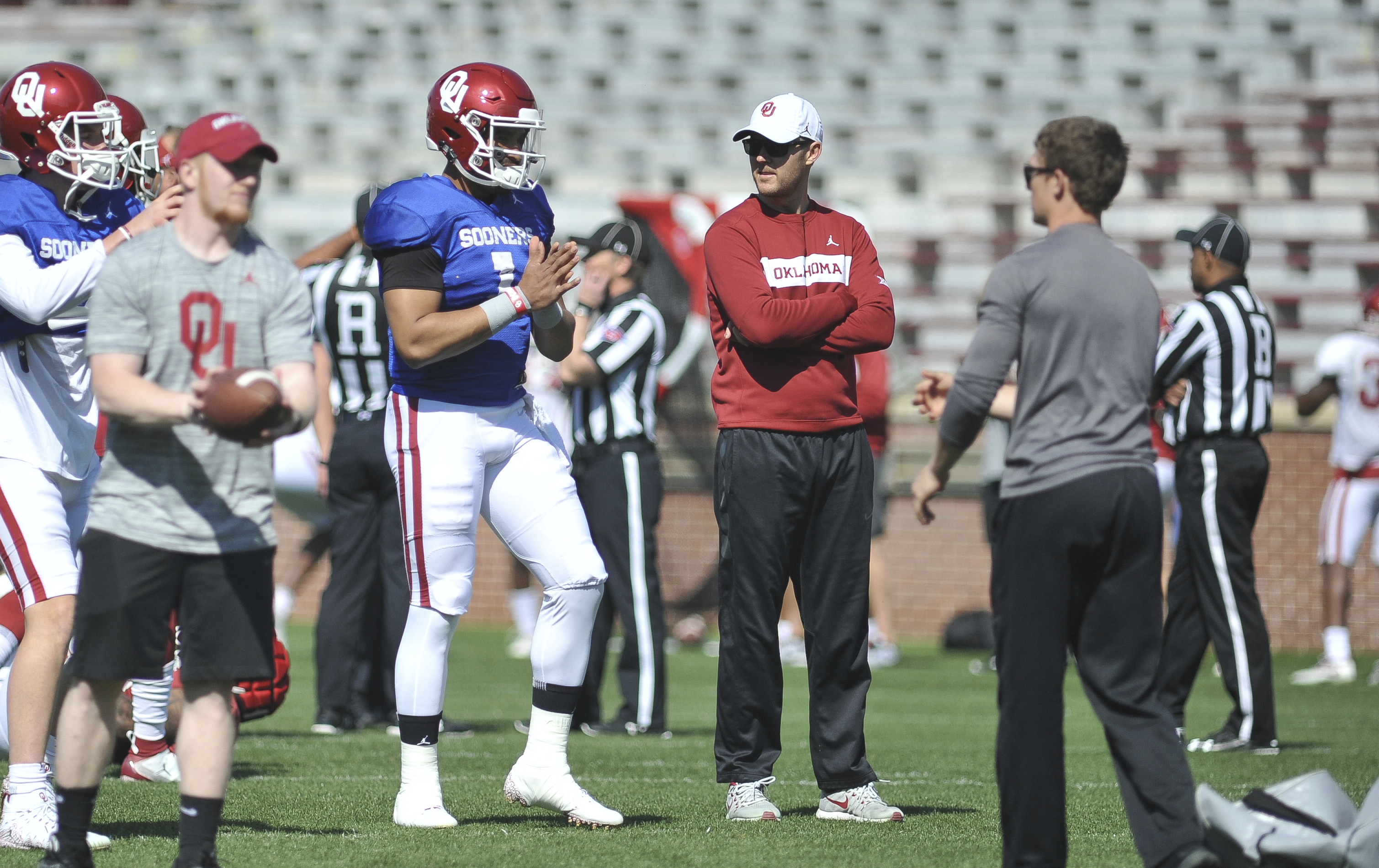Oklahoma QB Jalen Hurts taking changes in stride