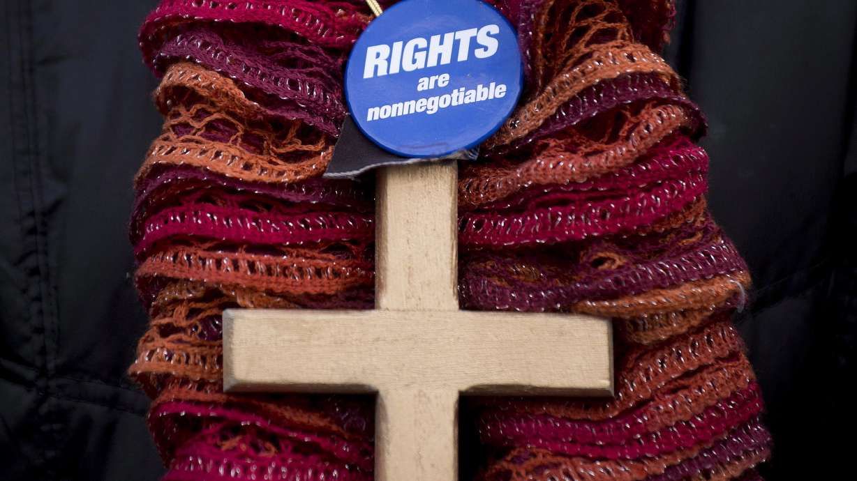 Religious symbols proposal ignites fiery debate in Quebec