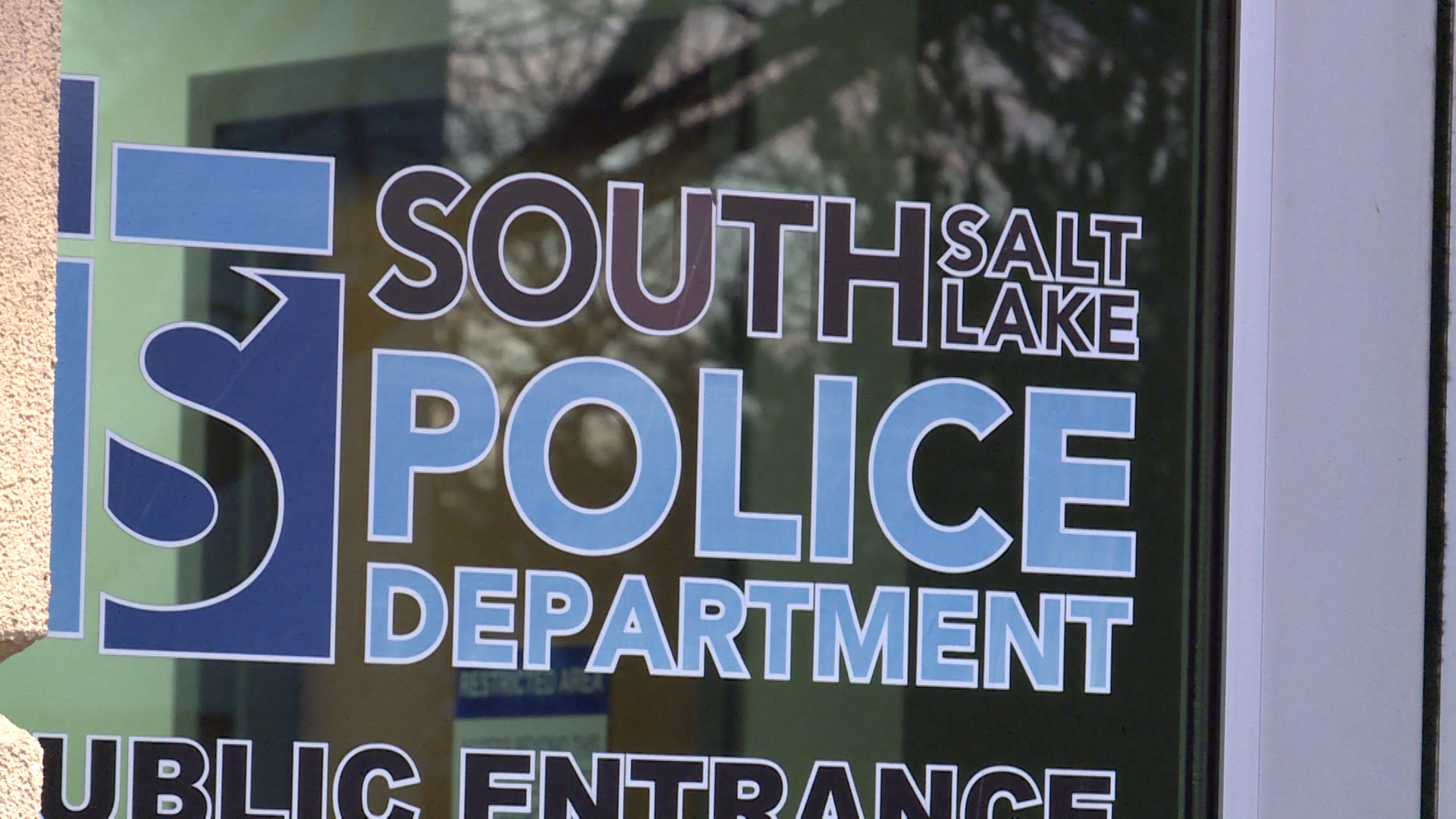 South Salt Lake police seek information on aggravated robbery