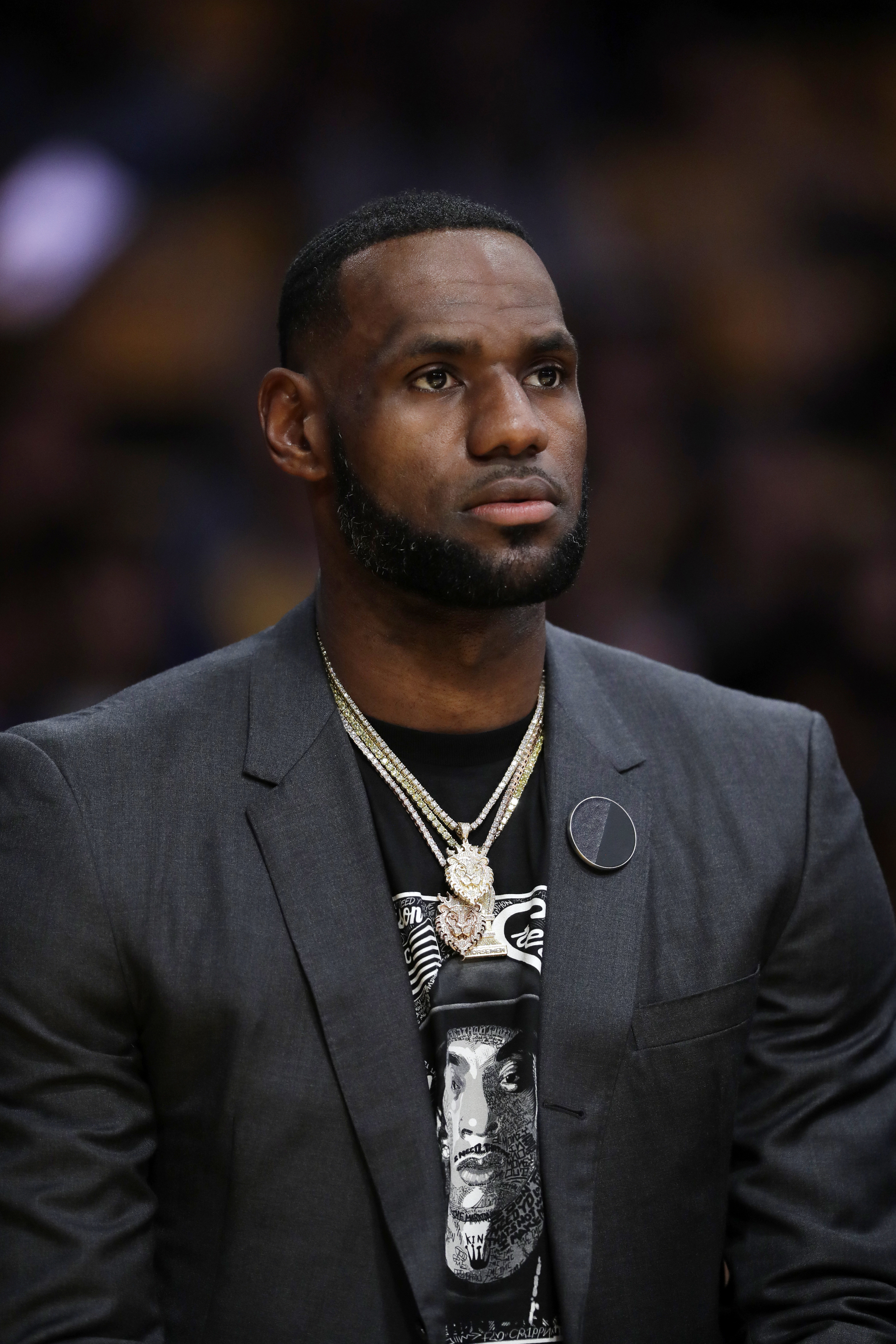 LeBron James to be executive producer of boxing series