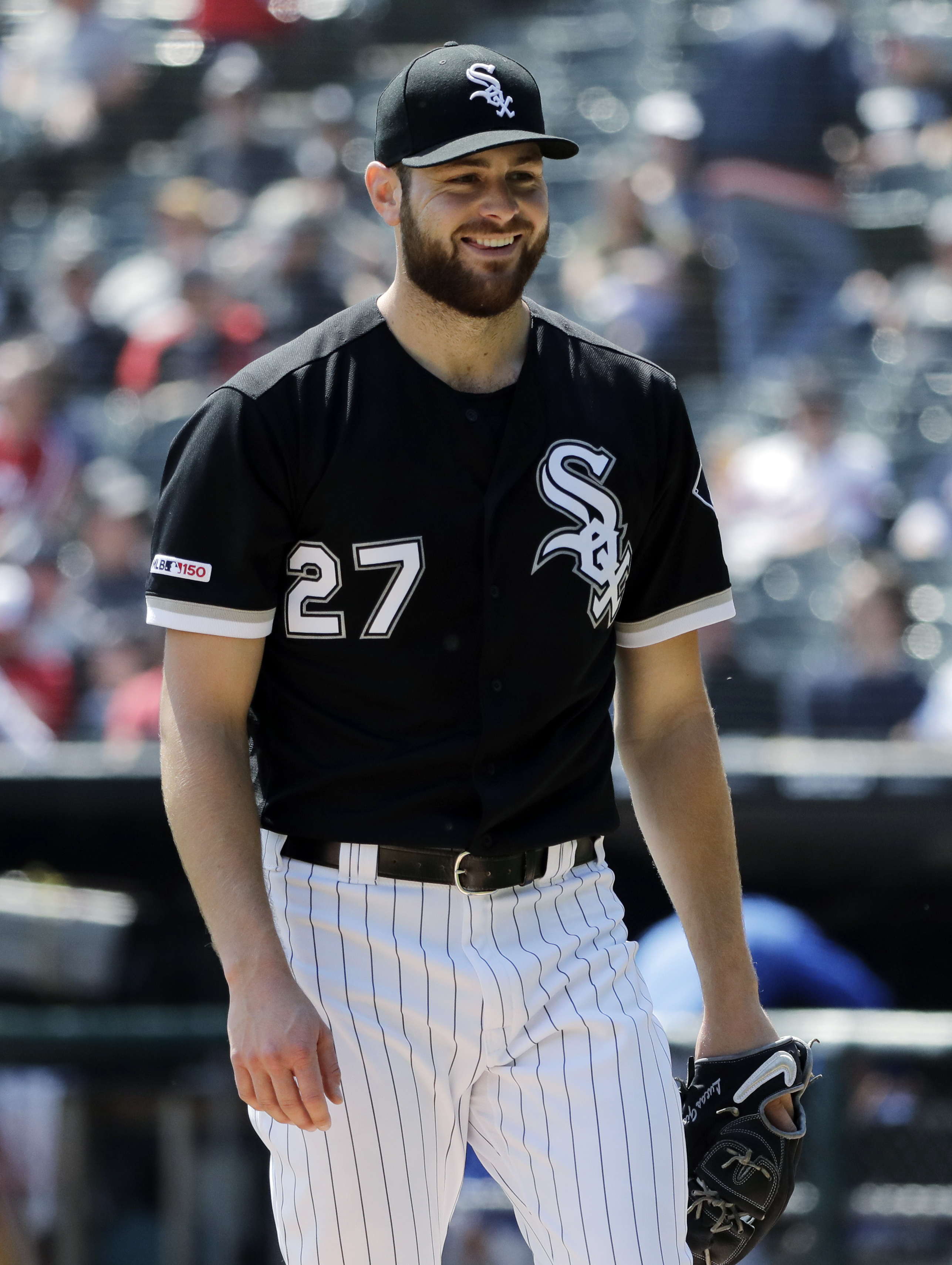 White Sox pitcher Giolito exits start with tight hamstring