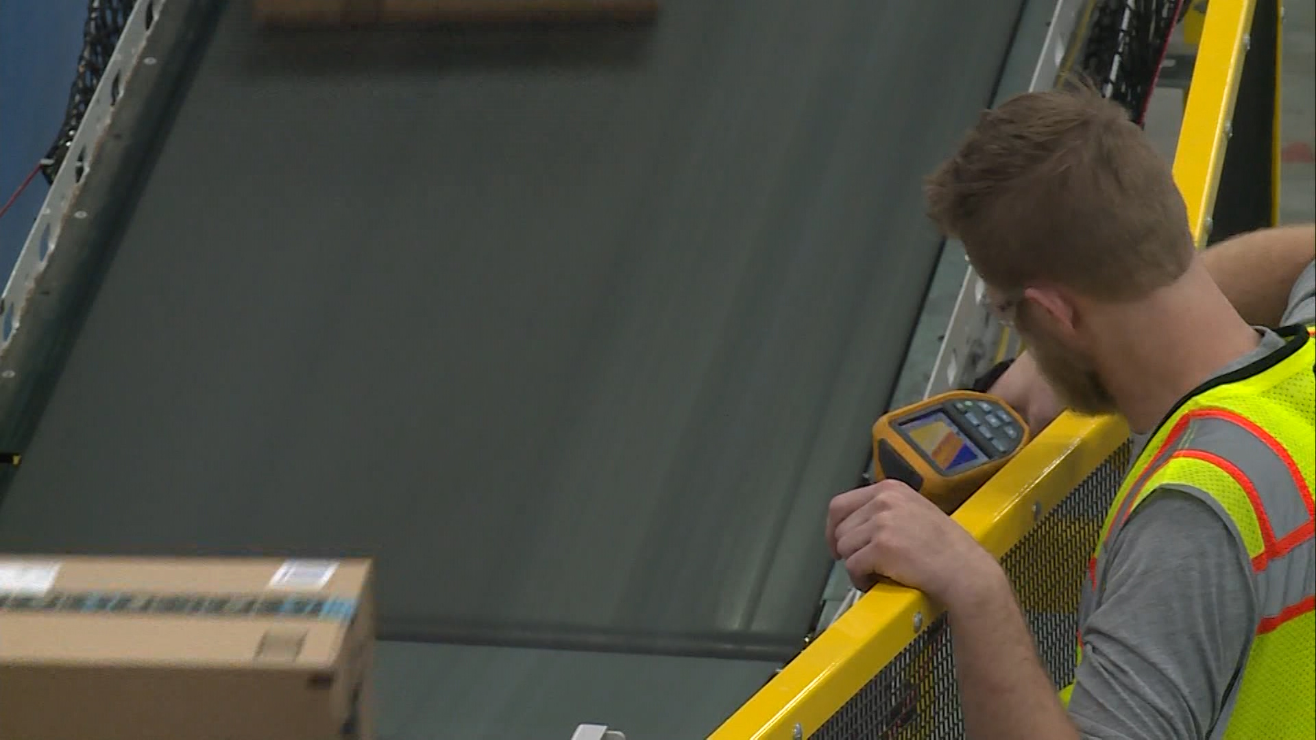 Amazon’s Utah fulfillment center is fully operational — with more than 1,500 employees