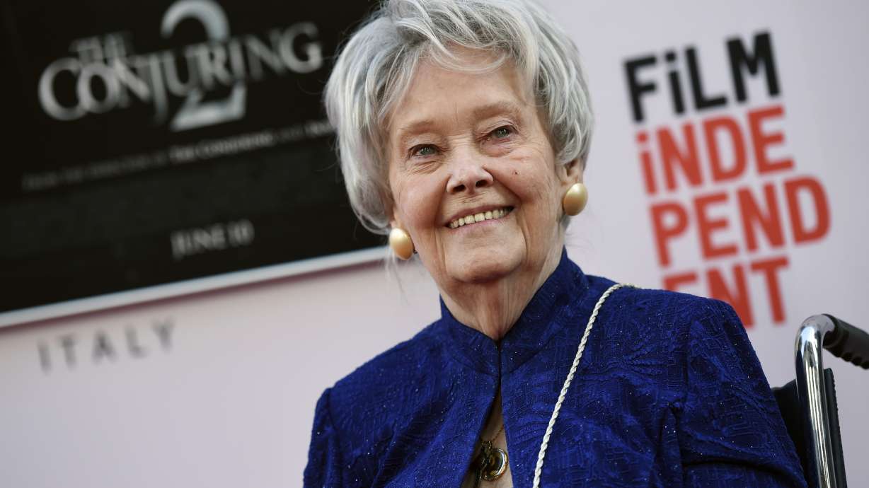 Paranormal investigator Lorraine Warren dies at 92